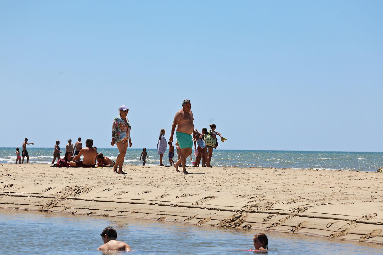 Las imágenes del domingo de playa en Huelva
