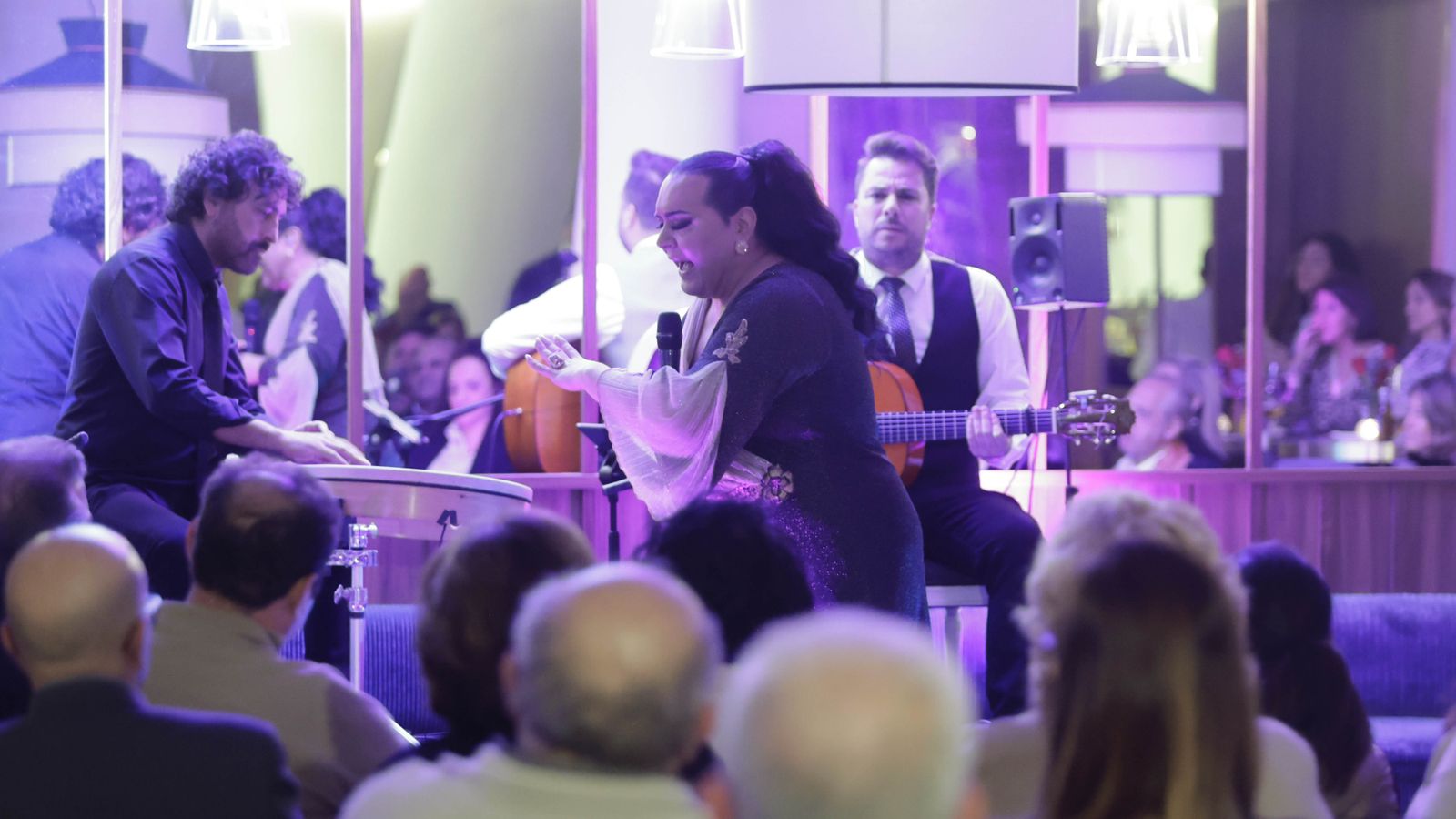 Imágenes del concierto de Falete en el Hotel Colón