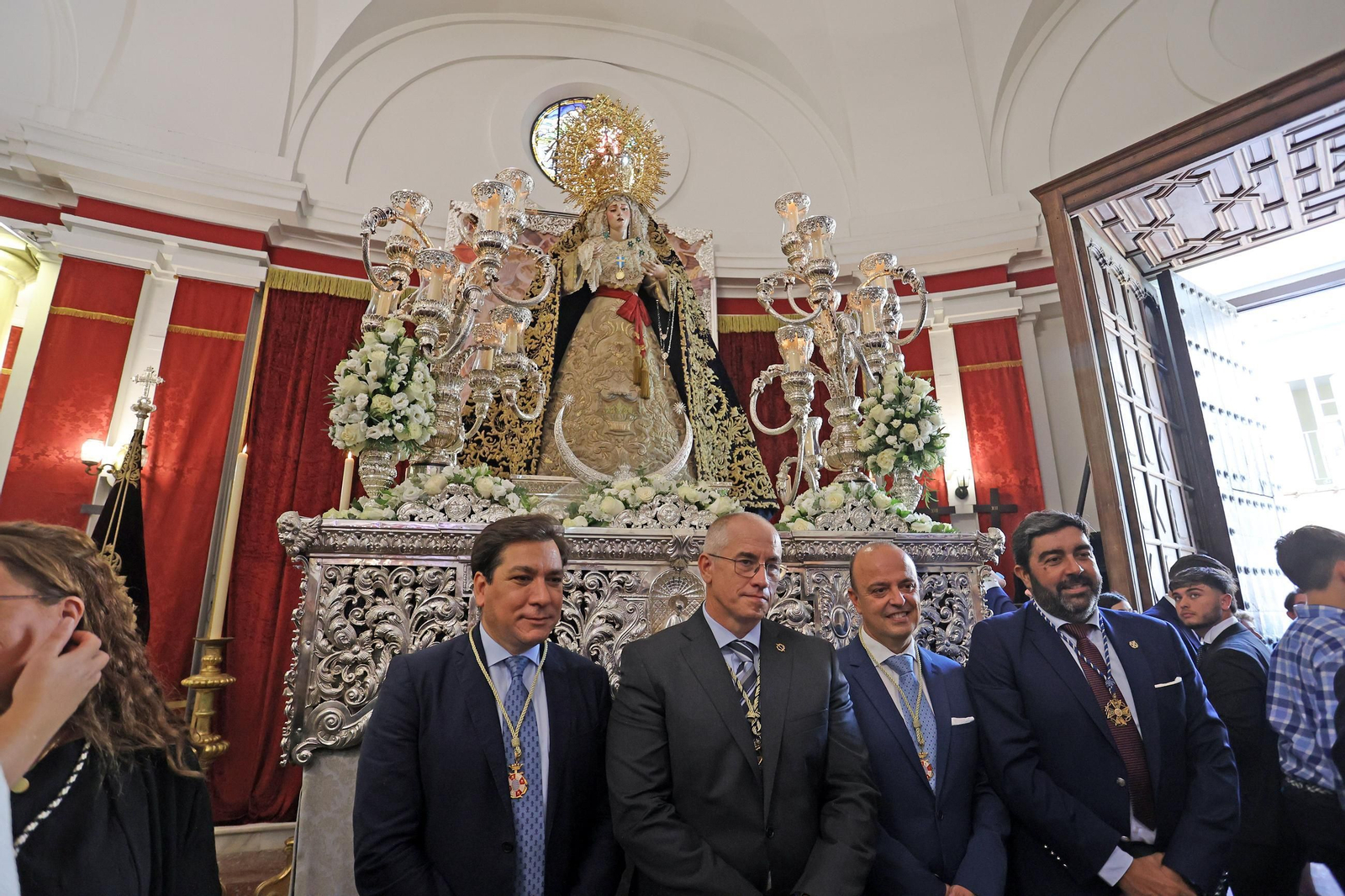 Medalla de Oro de Jerez a la Virgen de la Coronación