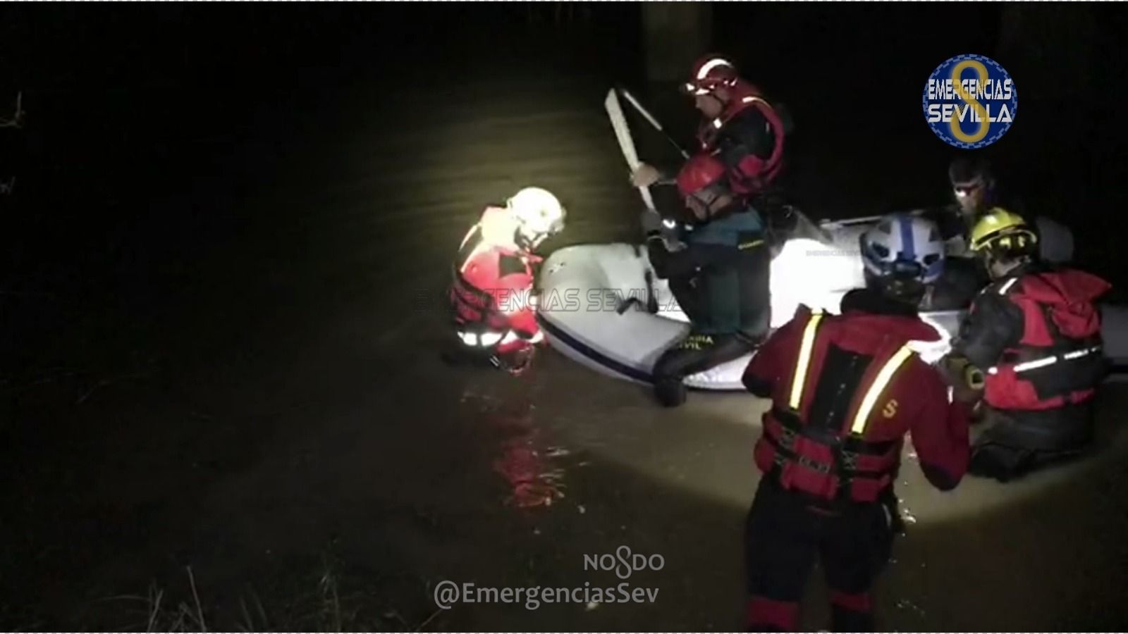 La  Unidad de Rescate Subacúatica de los Bomberos de Sevilla