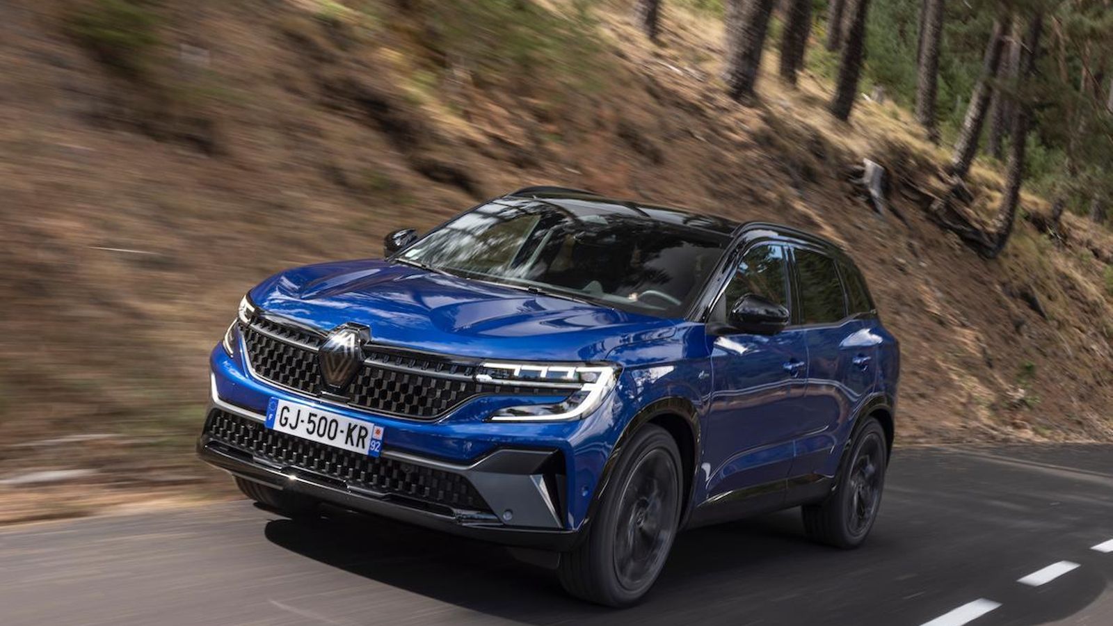 Probablemente lo más destacable del Austral sea el comportamiento dinámico de su chasis, así como la eficiencia de sus motores, al menos en lo que respecta a este híbrido.