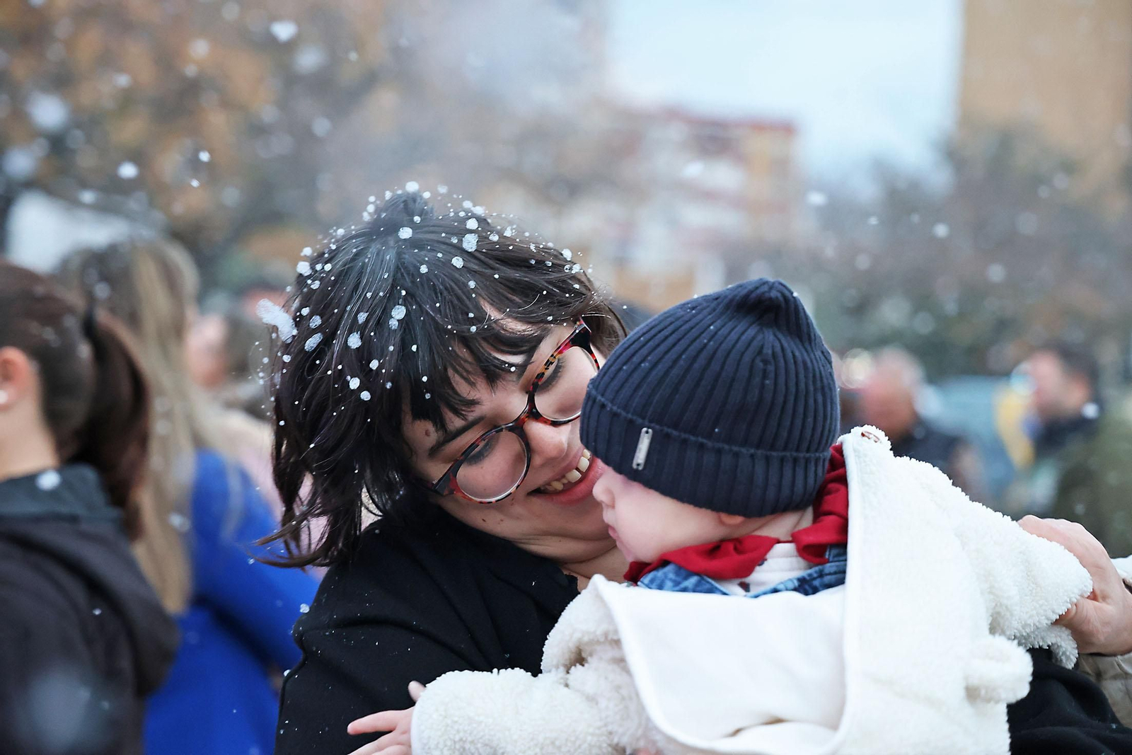 Imágenes de la nevada en el Convento de las Oblatas
