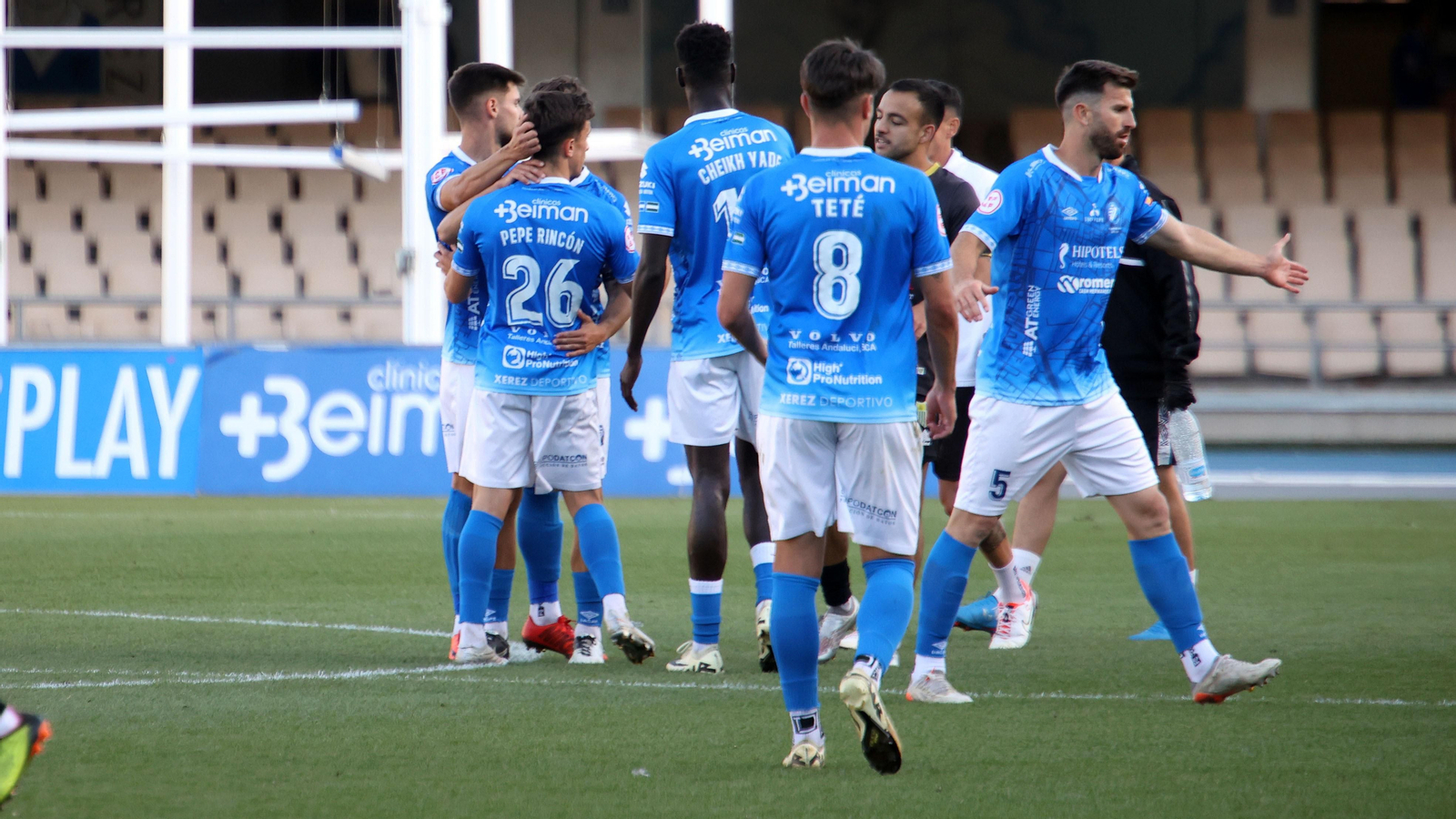 Imágenes del Xerez DFC - Conil CF en Chapín