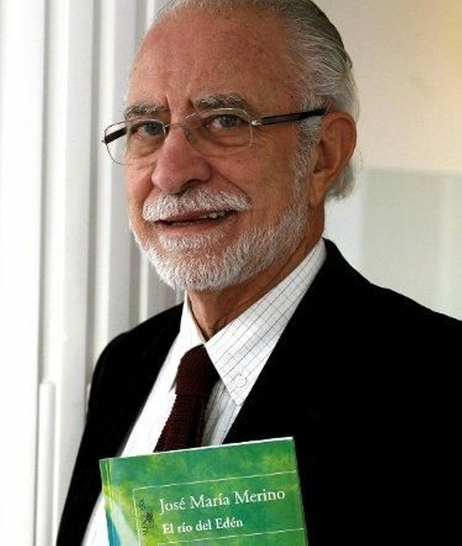 José María Merino, Premio Nacional de Narrativa por 'El río del Edén'