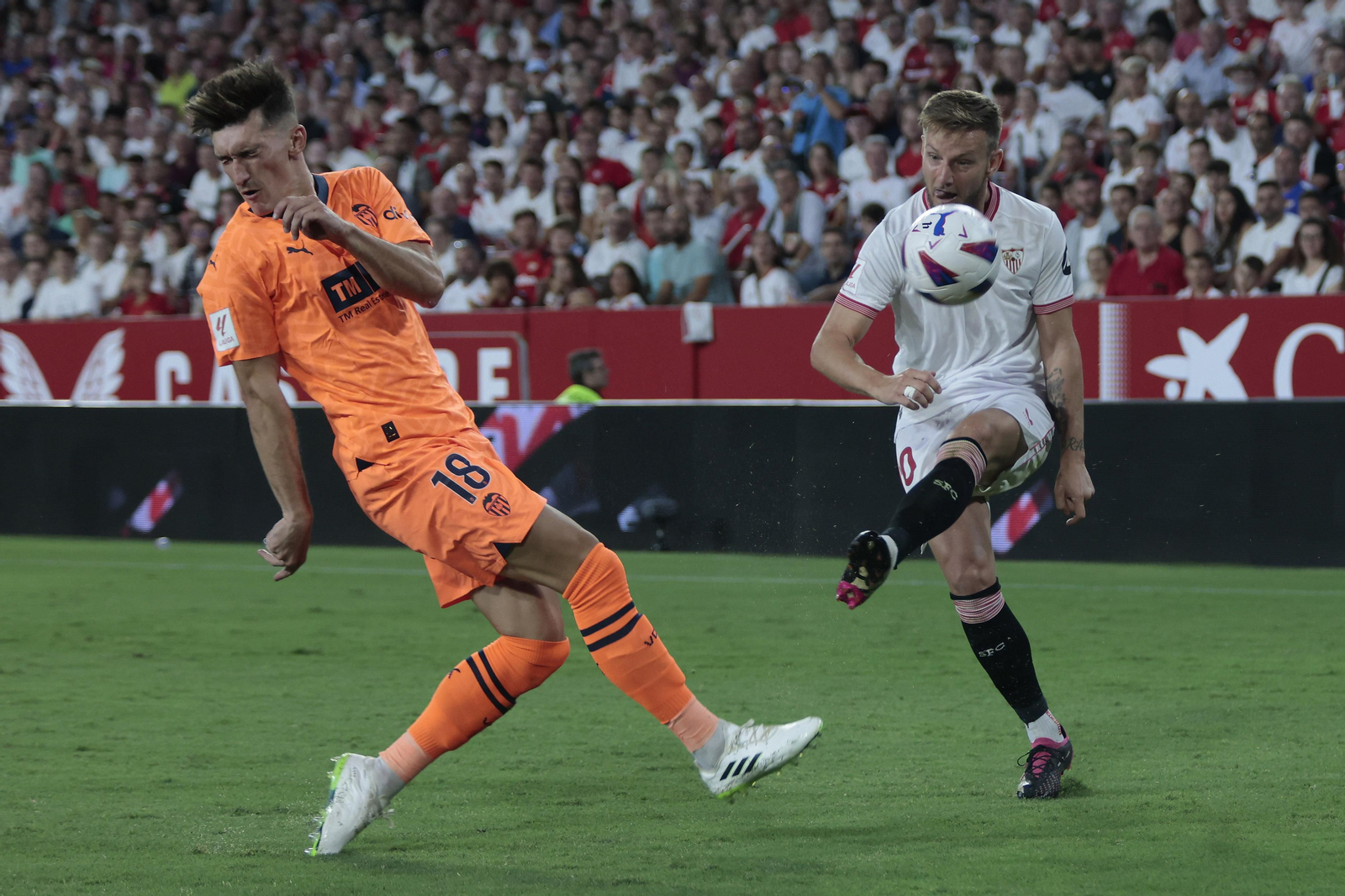 Las imágenes del Sevilla - Valencia