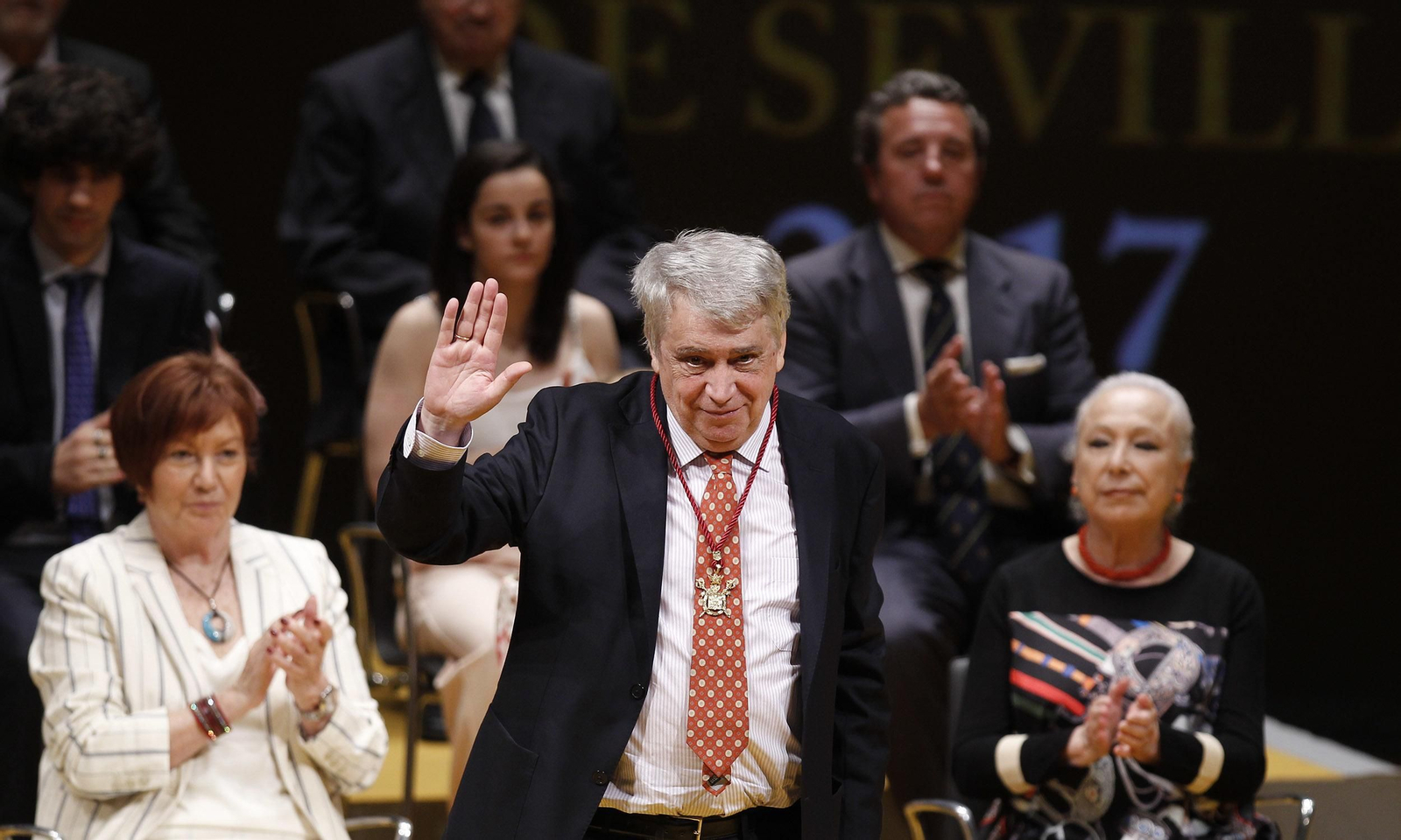 La entrega de las medallas de Sevilla, en imágenes