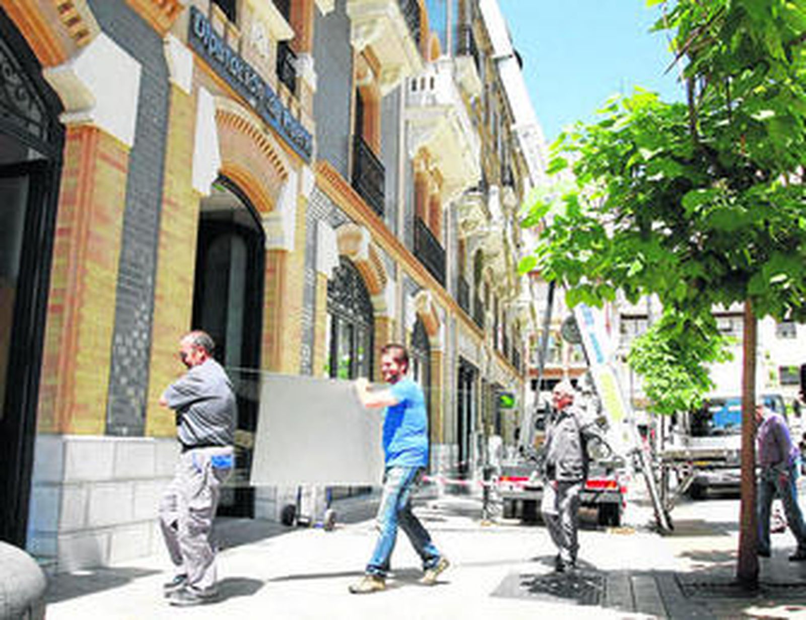 El traslado de las oficinas del Hotel París a los otros edificios de la Diputación se ha llevado a cabo estos días.