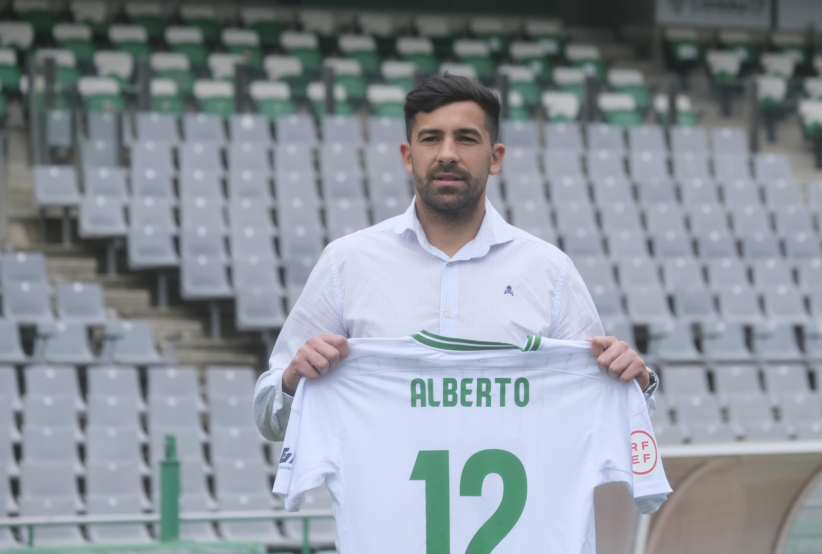 La presentación de Alberto Jiménez en el Córdoba CF, en imágenes