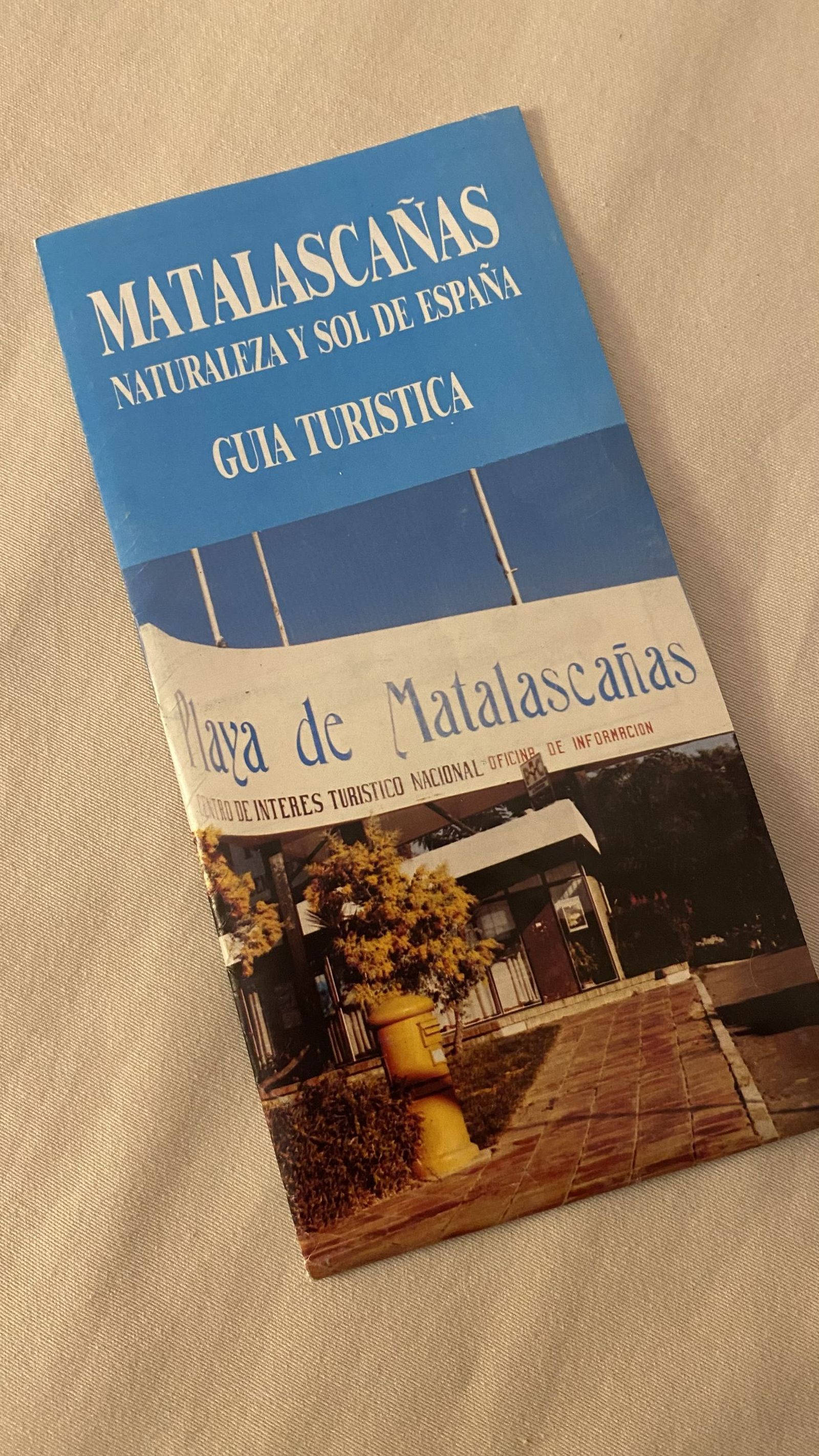 Uno de los folletos de promoción turística de la playa en sus comienzos.