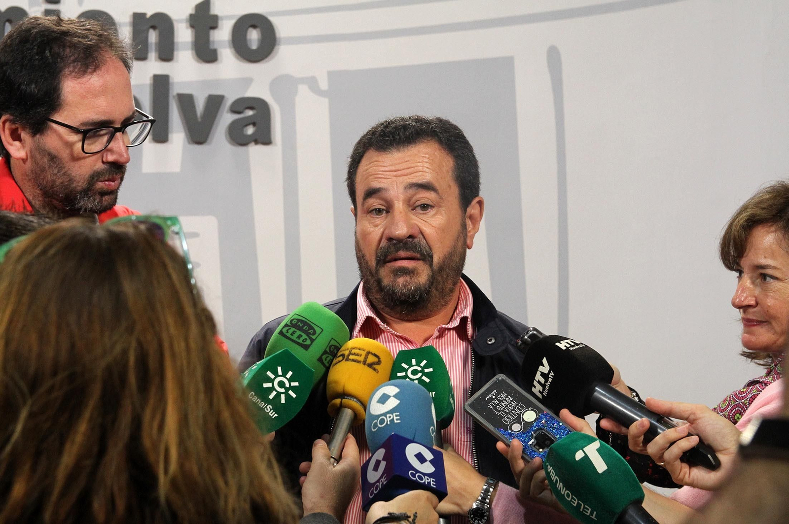 Imágenes de la reunión de la Mesa de Fosfoyesos