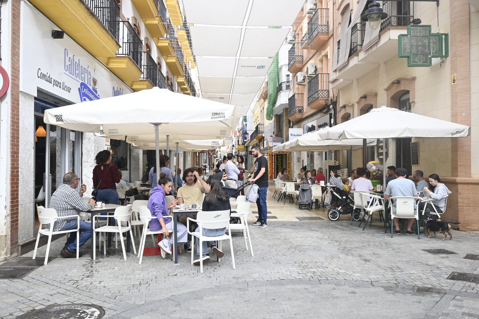 Imágenes del sábado 27 de mayo, en Huelva