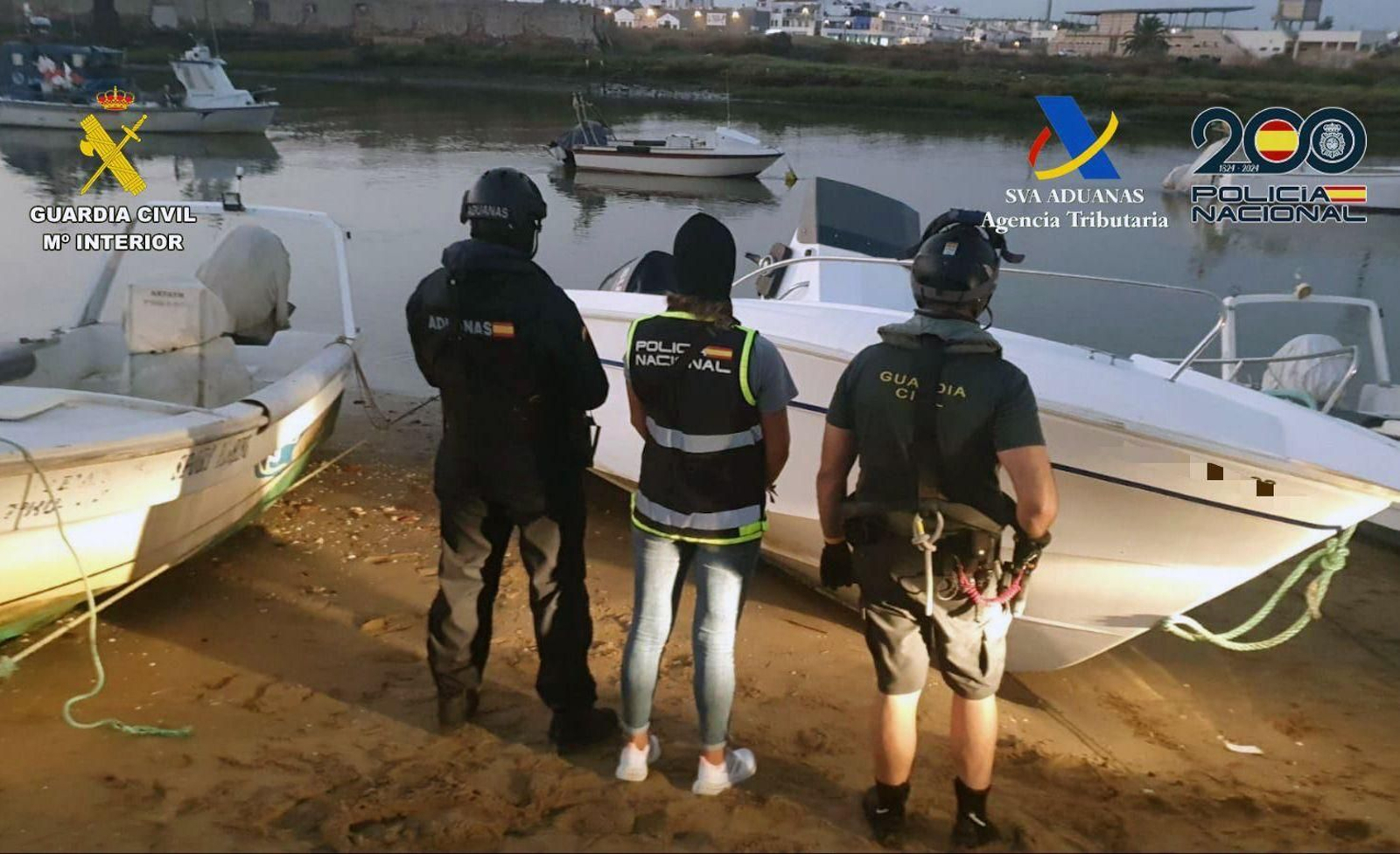 Agentes de Guardia Civil, Policía Nacional y Aduanas.