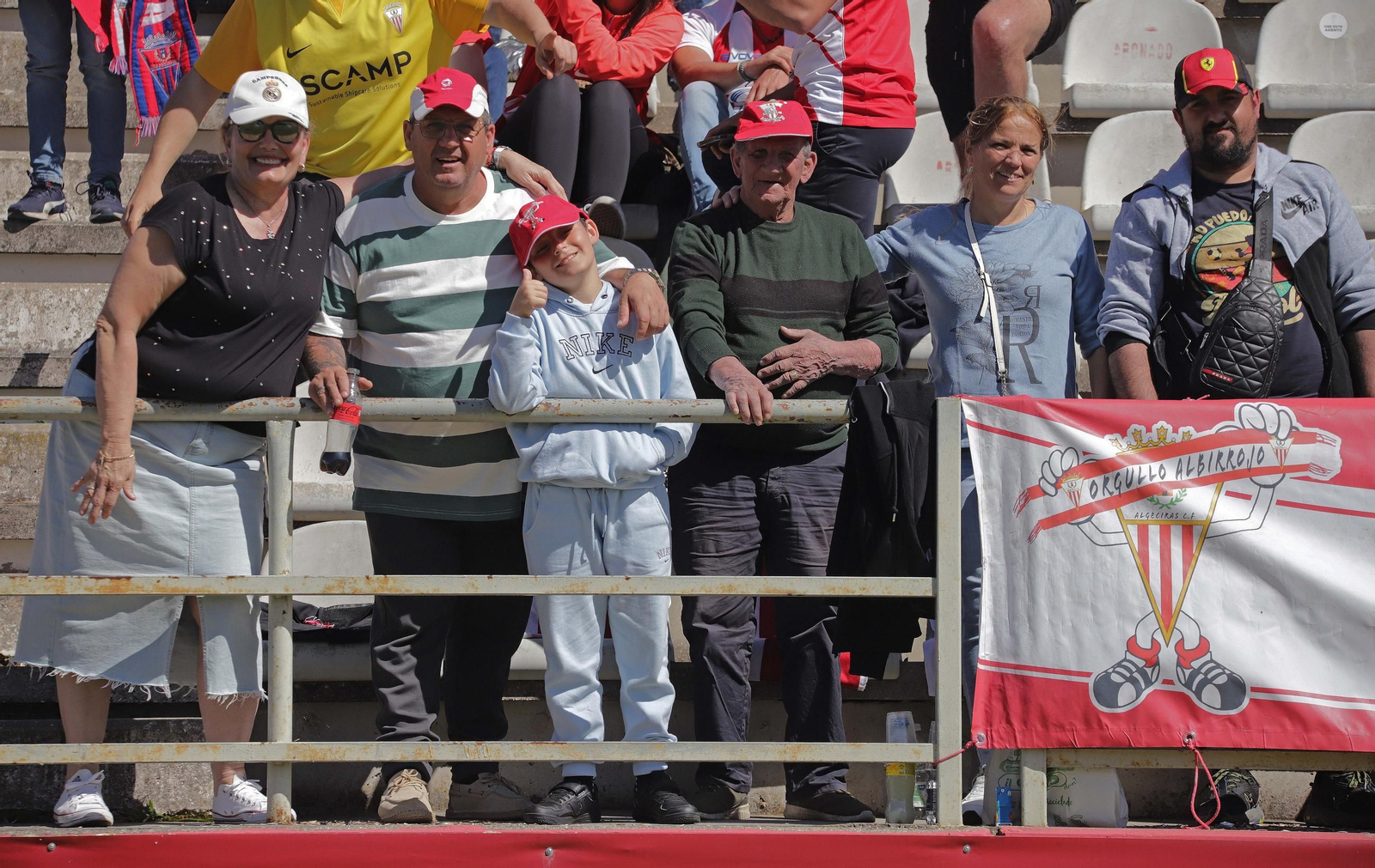 Búscate en el Nuevo Mirador durante el Algeciras CF - Atlético de Madrid B de Primera Federación