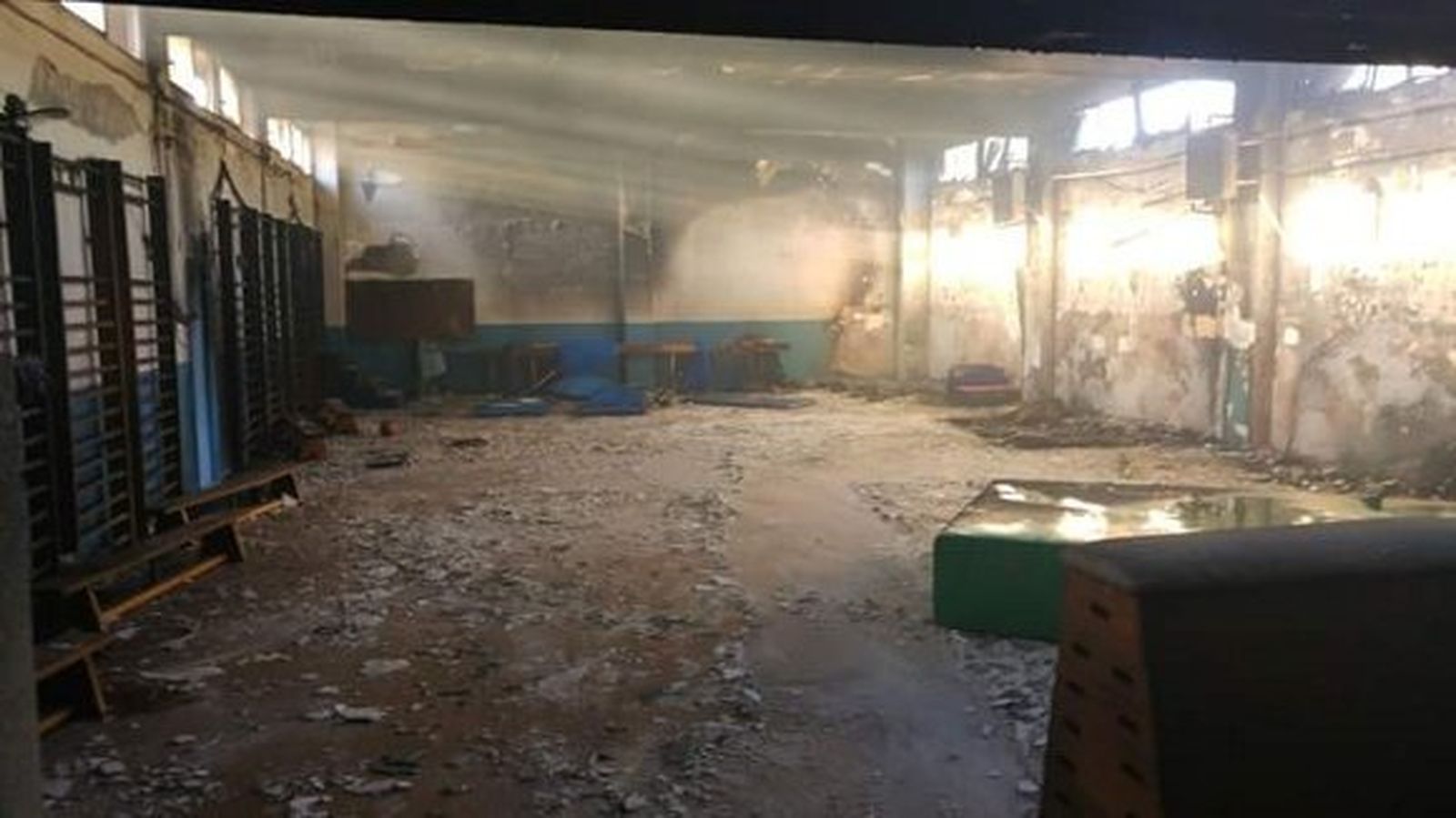 La Policía detiene a dos menores de 13 y 14 años por el incendio en un colegio