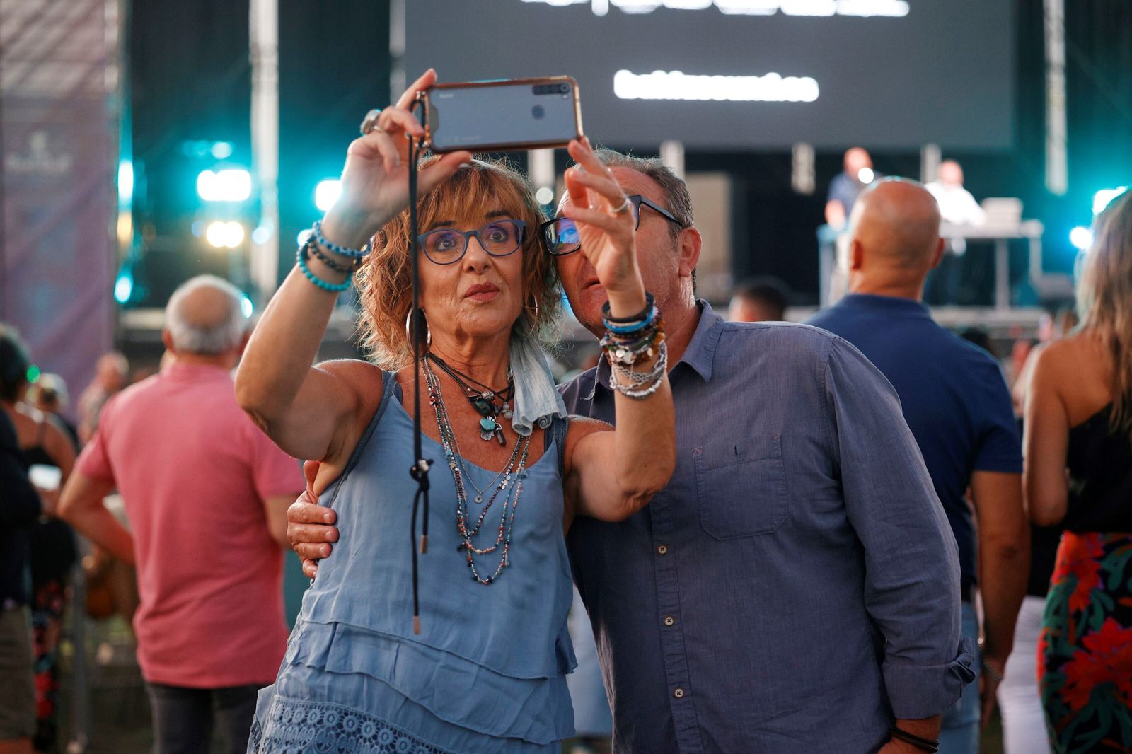 Búscate en el concierto  "80's leyends" en Bahía Sound.