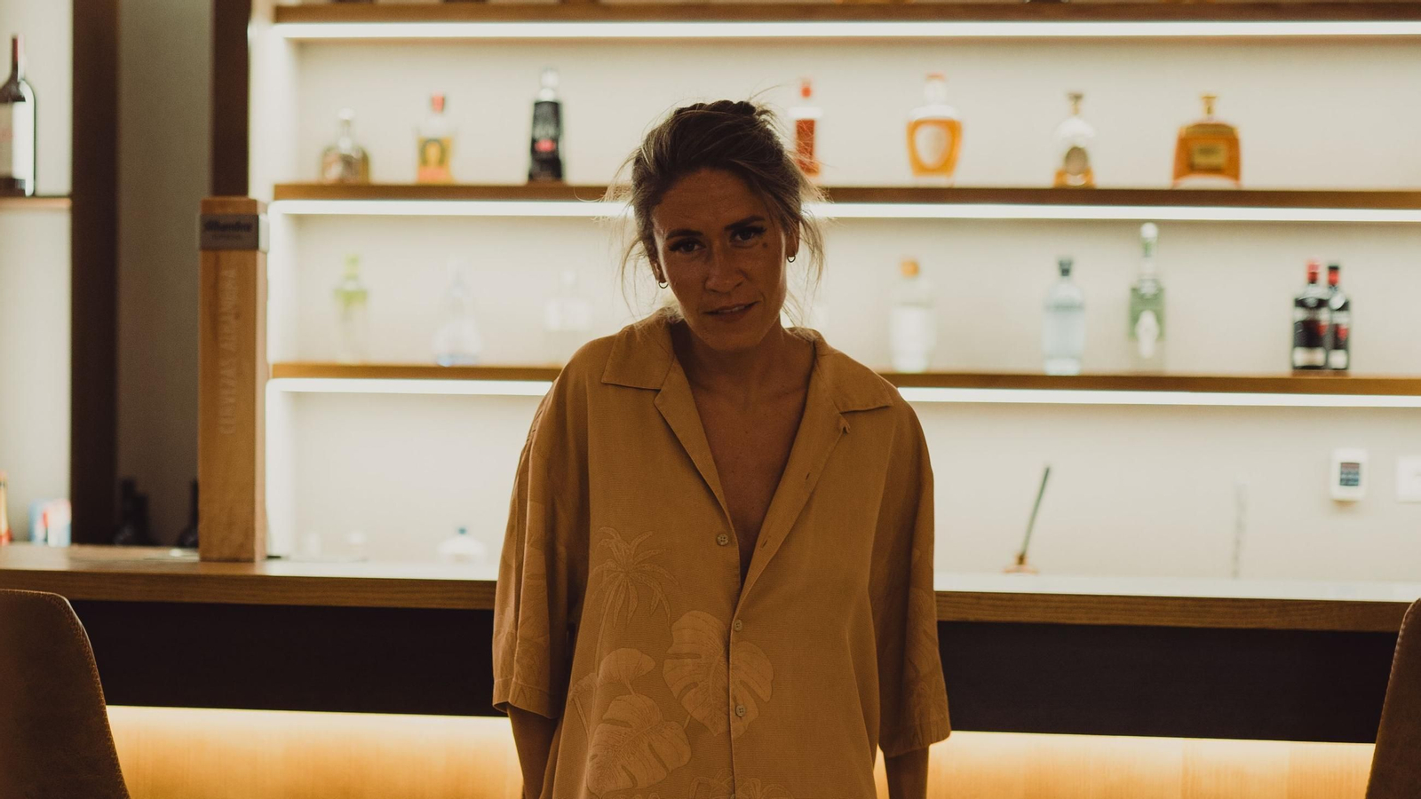 Rocío Ojuelos en el videoclip de 'La cura de mi vida'.