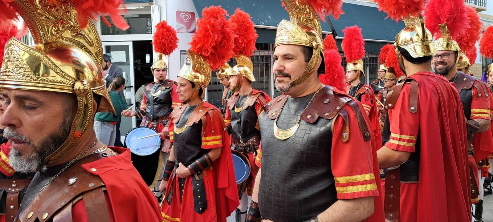 Viernes Santo en Iznájar: la procesión del Calvario, en imágenes