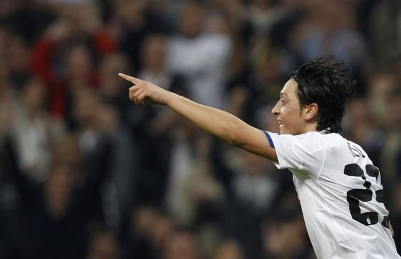 El Real Madrid golea 6-1 al Racing en casa con cuatro goles de Ronaldo. / AFP