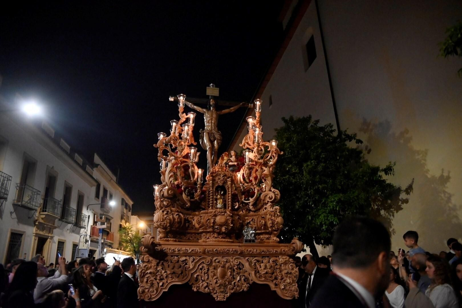 El vía crucis del Cristo de la Providencia, en imágenes