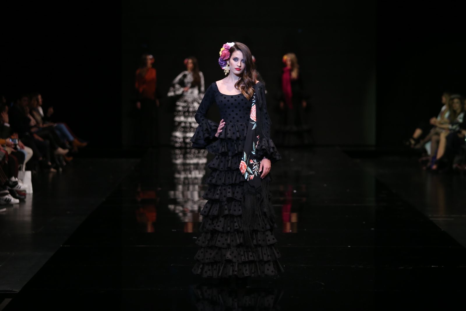 El traje de flamenca negro de 2019, sinónimo de elegancia