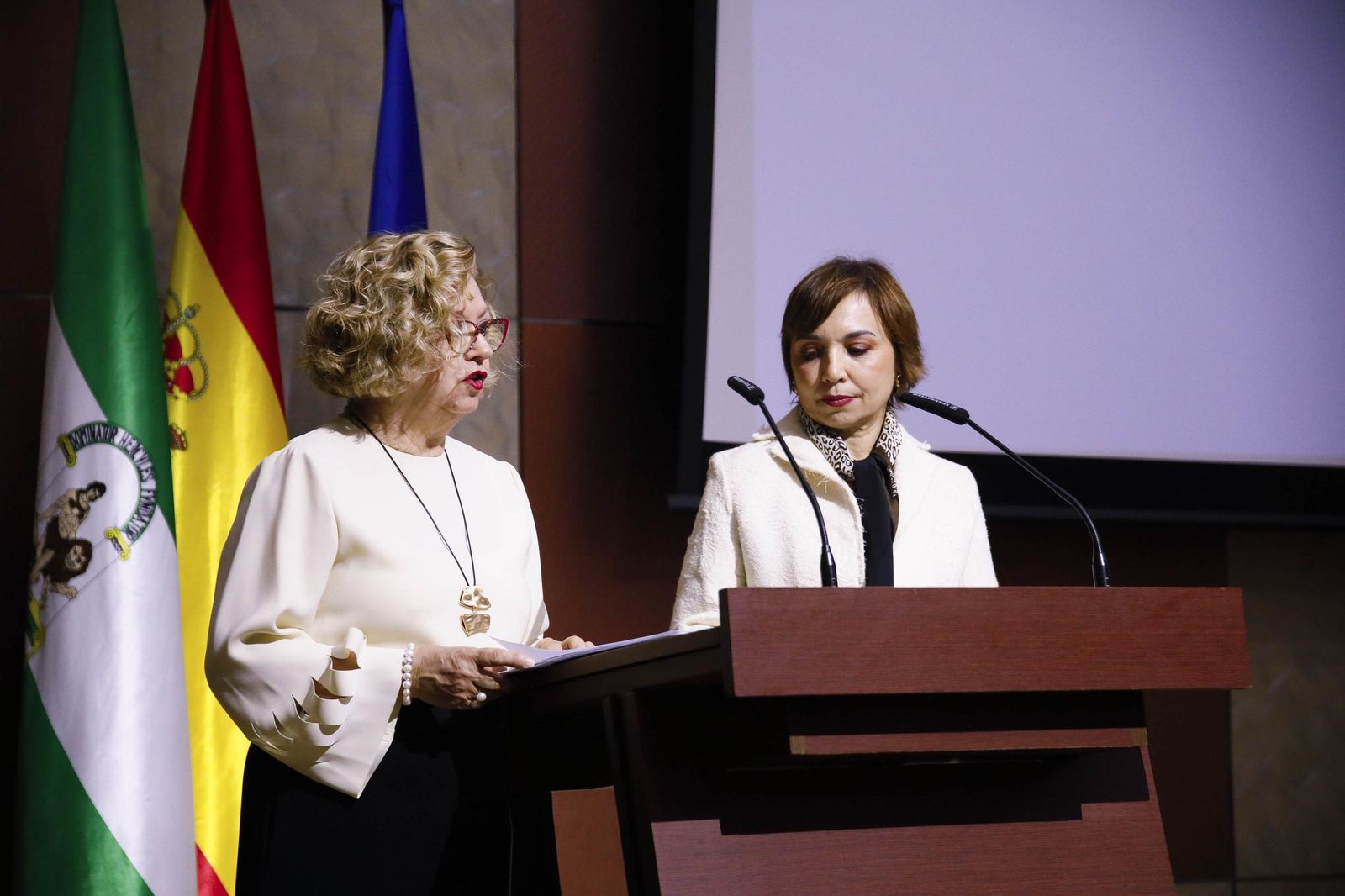 Las imágenes del acto de entrega de la Medalla de Oro a José Fernández Torres Tomatito, en la Universidad de Almería