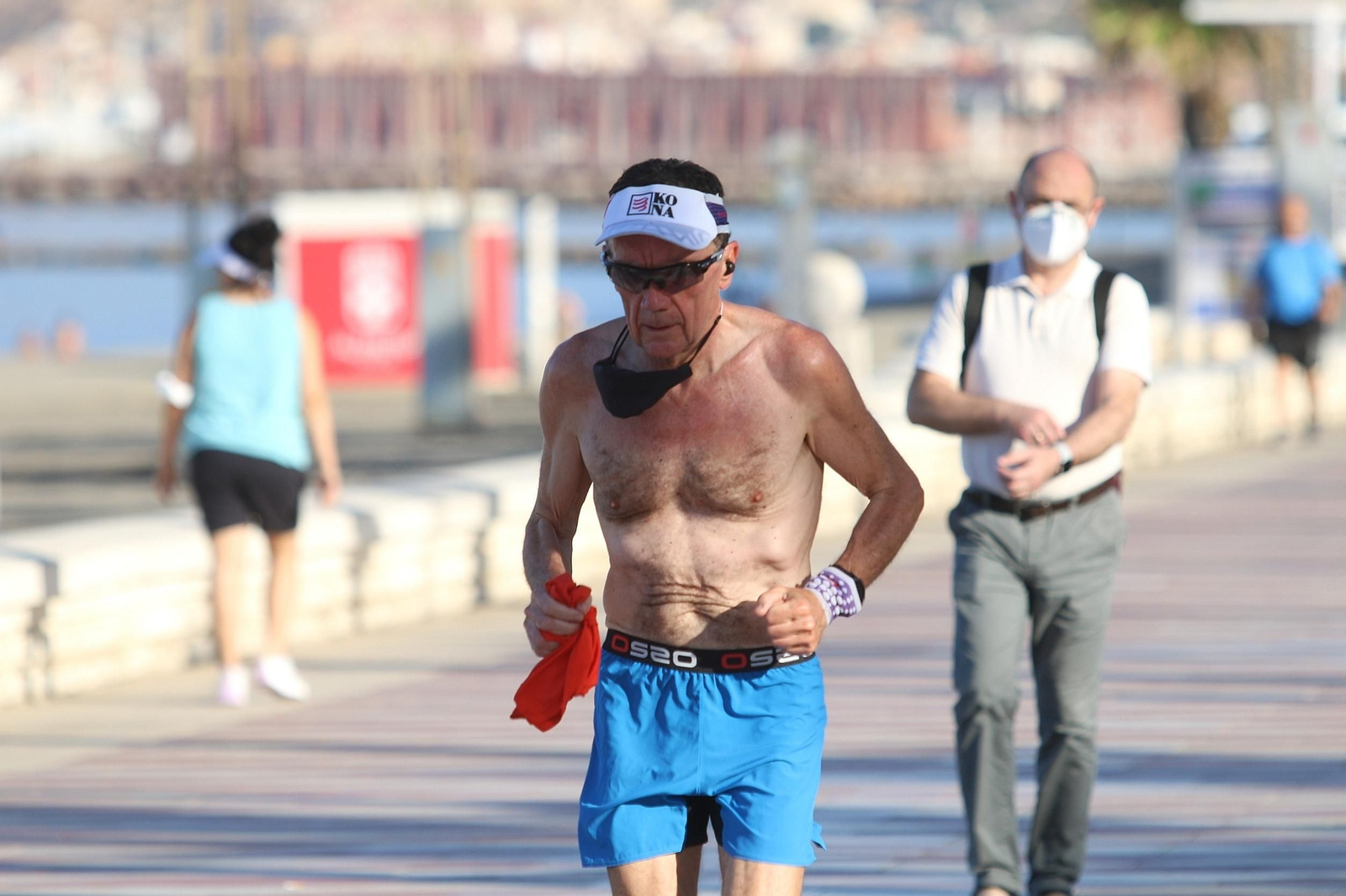 Fin de la mascarilla: Almería vuelve a verse las caras
