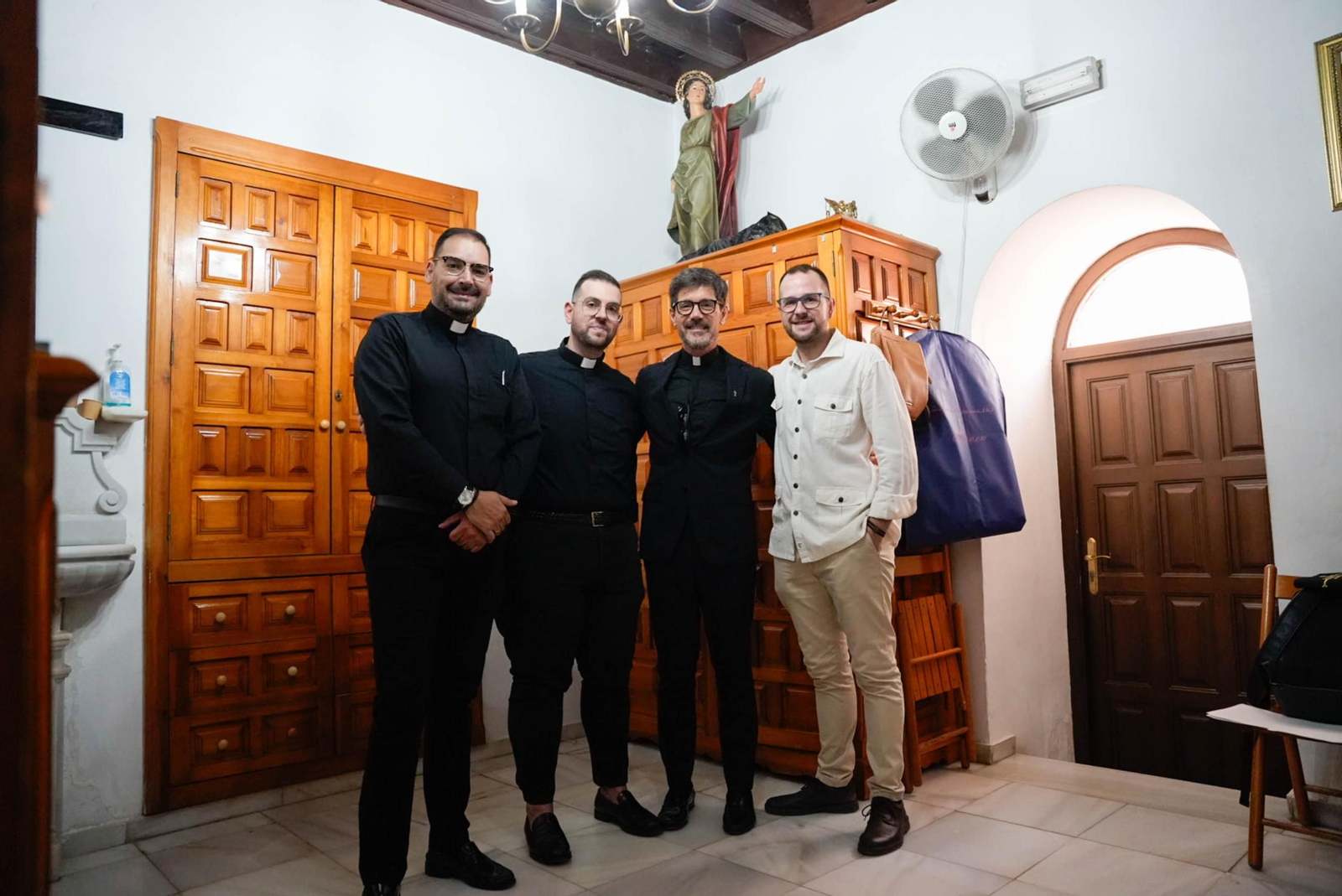 Las imágenes del la misa en Macael ofrecida por los niños y familias