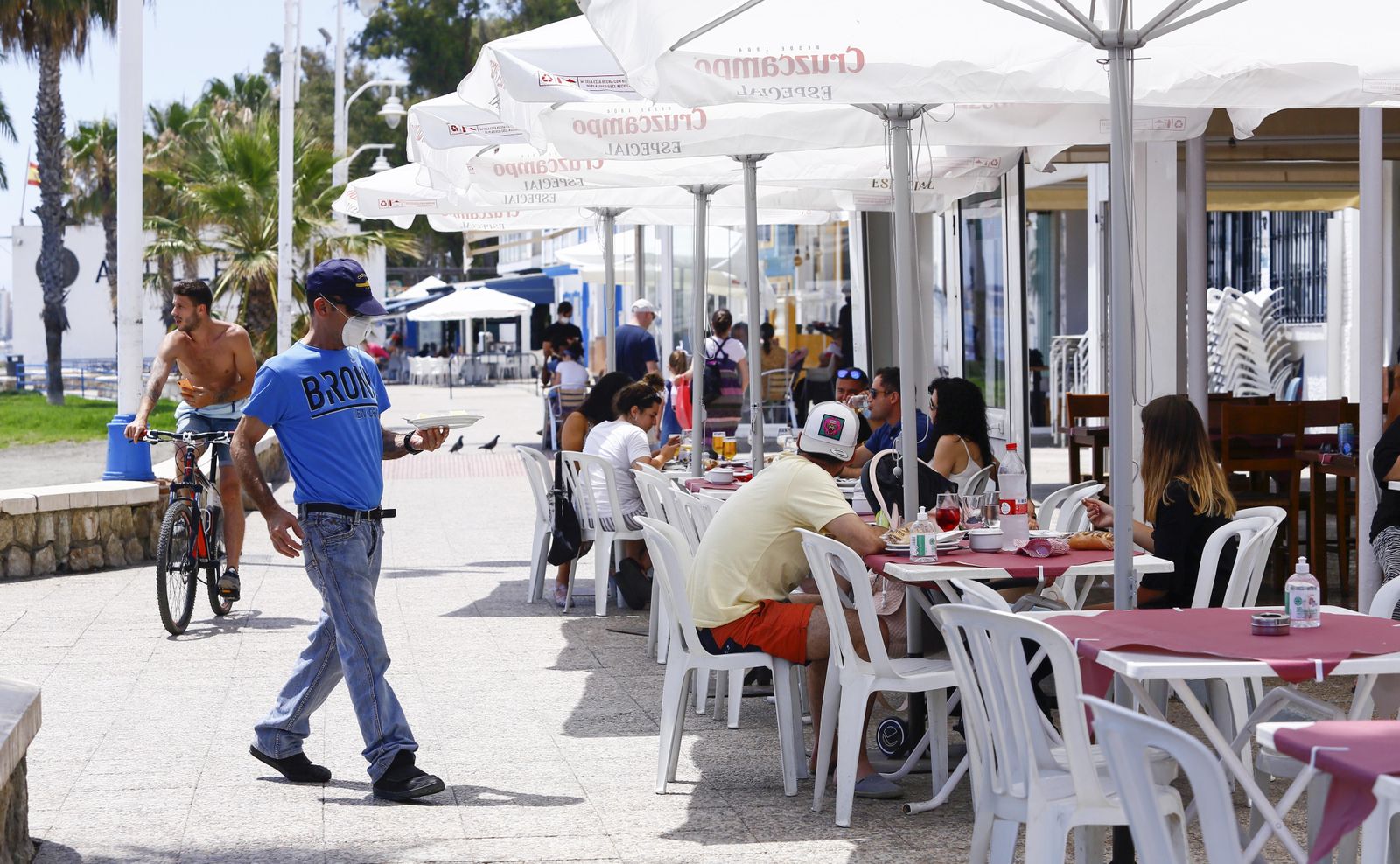 Fotos de Pedregalejo, en Málaga, en el arranque de la fase 2
