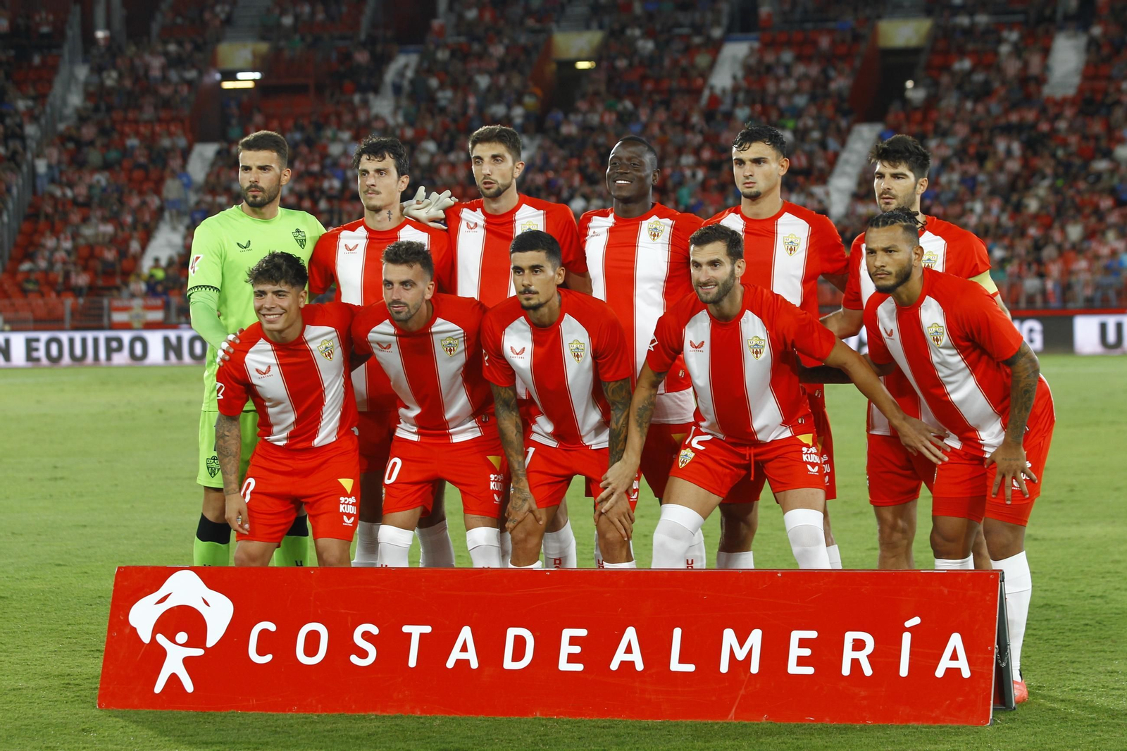Las imágenes del partido de fútbol U.D. Almería-S.D. Eibar