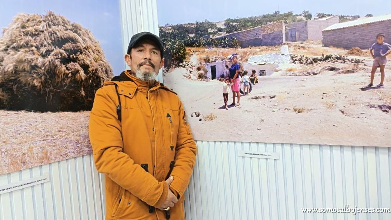 Vecinos del Almanzora se reúnen en Albox para disfrutar del arte de Miguel Romero