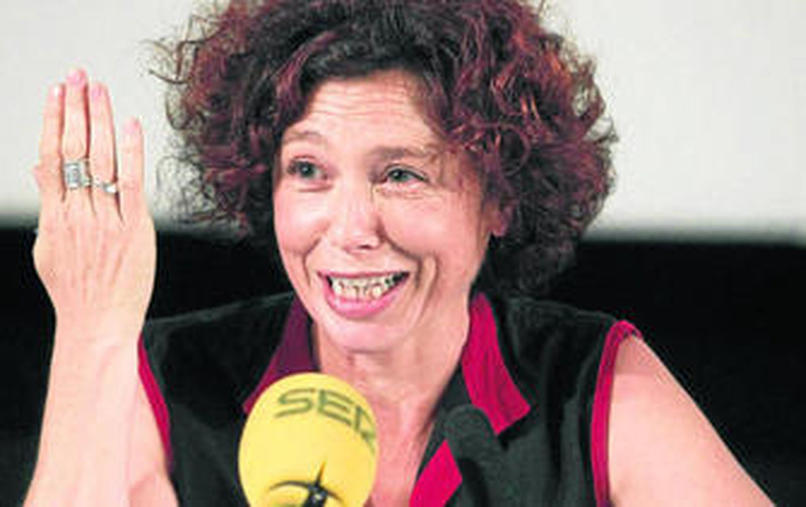 Icíar Bollaín, durante la rueda de prensa que ofreció en la Academia de Cine.