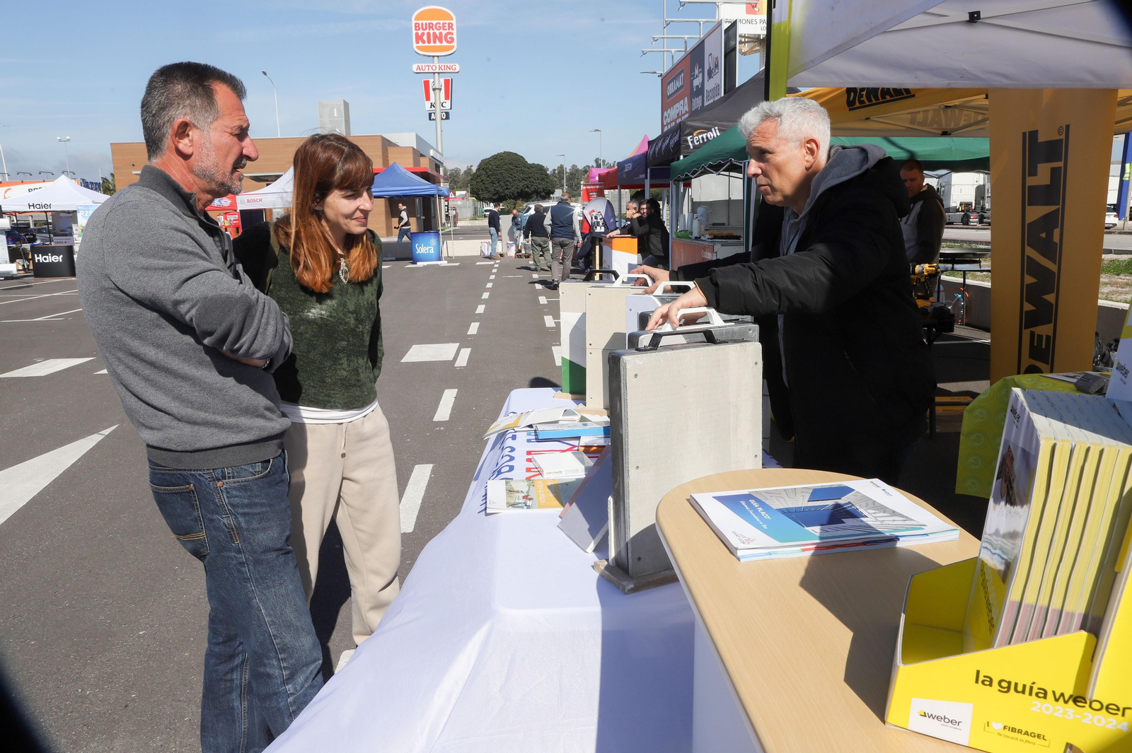 Imágenes del evento para profesionales y presentación del nuevo catálogo de Obramat