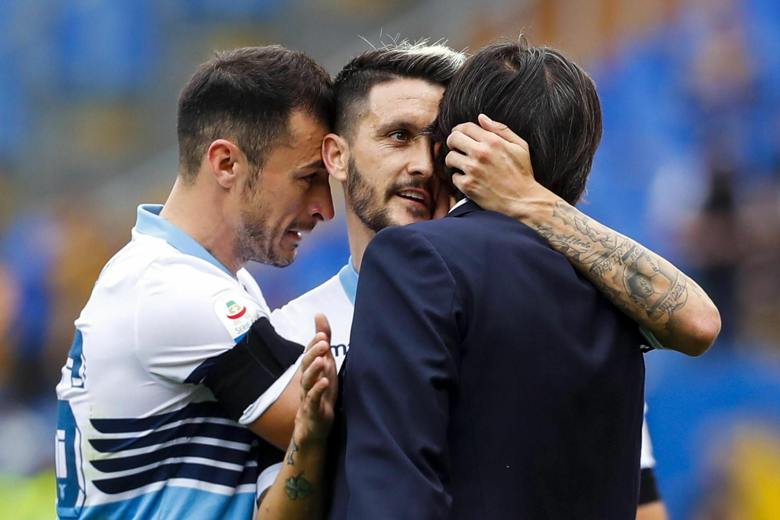 Luis Alberto celebra un gol con la Lazio.
