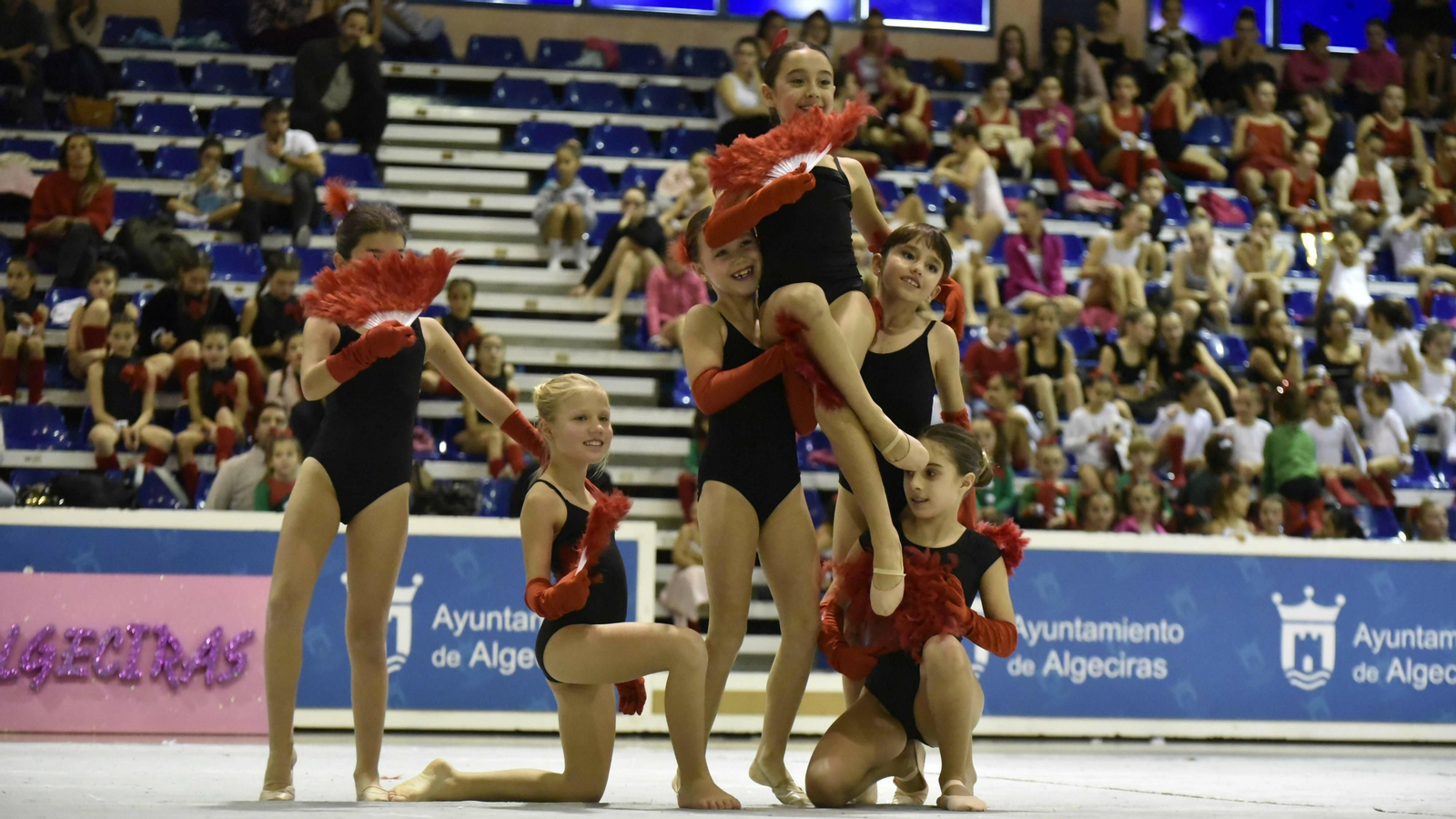 Las fotos de la Gala de Navidad de la gimnasia rítmica en Algeciras