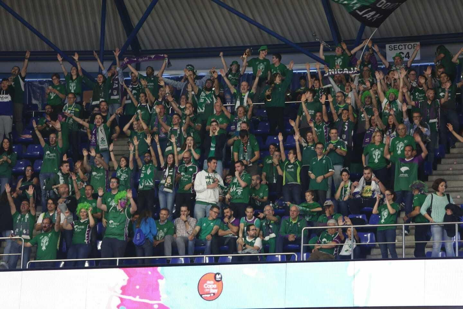 La afición del Unicaja, durante la final de Copa.