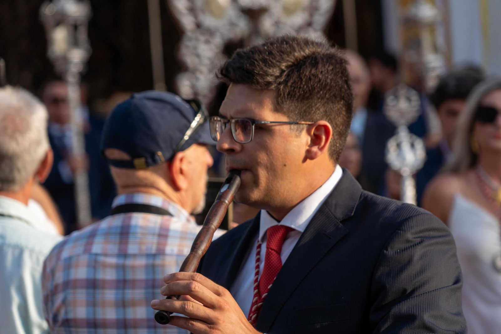 Imágenes del Rosario Jubilar rociero celebrado por las 25 hermandades filiales de la Matriz de Almonte en La Merced