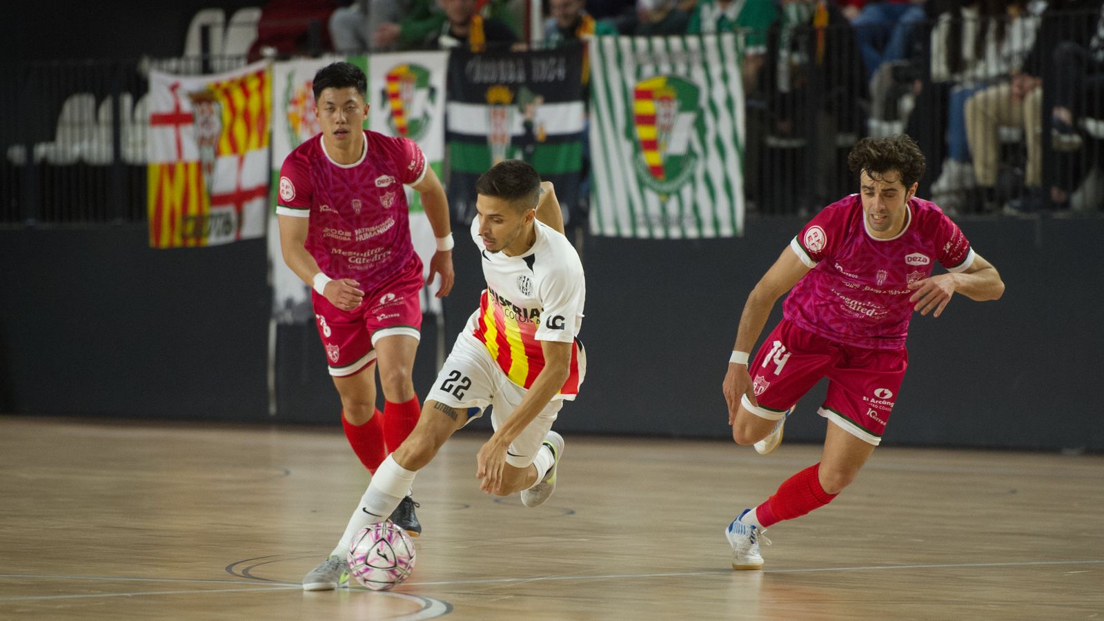 El empate del Córdoba Futsal ante Industrias Santa Coloma, en imágenes