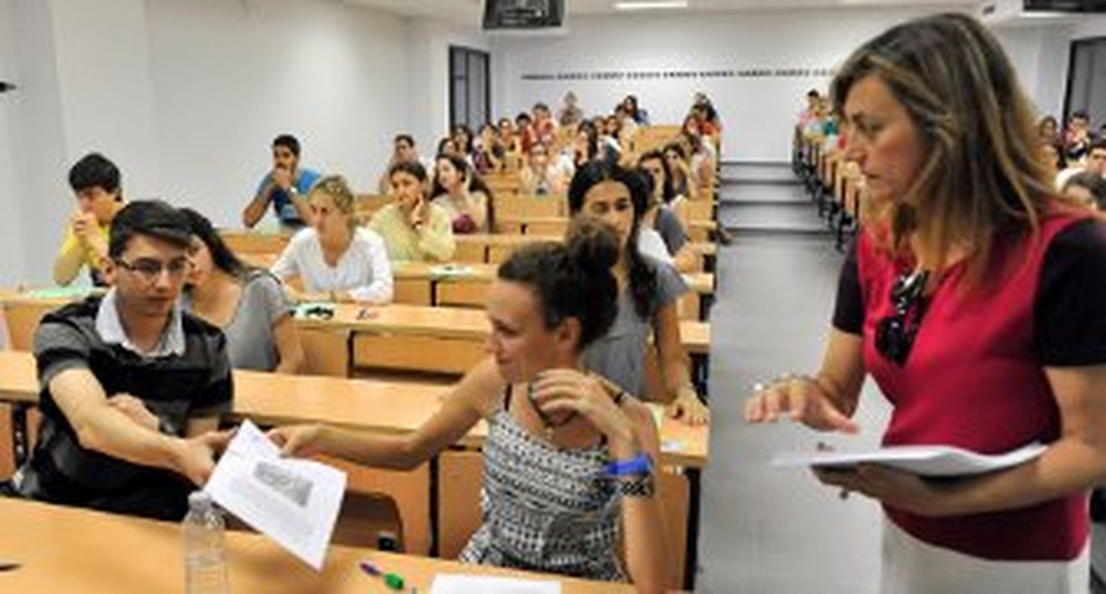 Física y Matemáticas vuelve a tener la nota de corte más alta de Andalucía