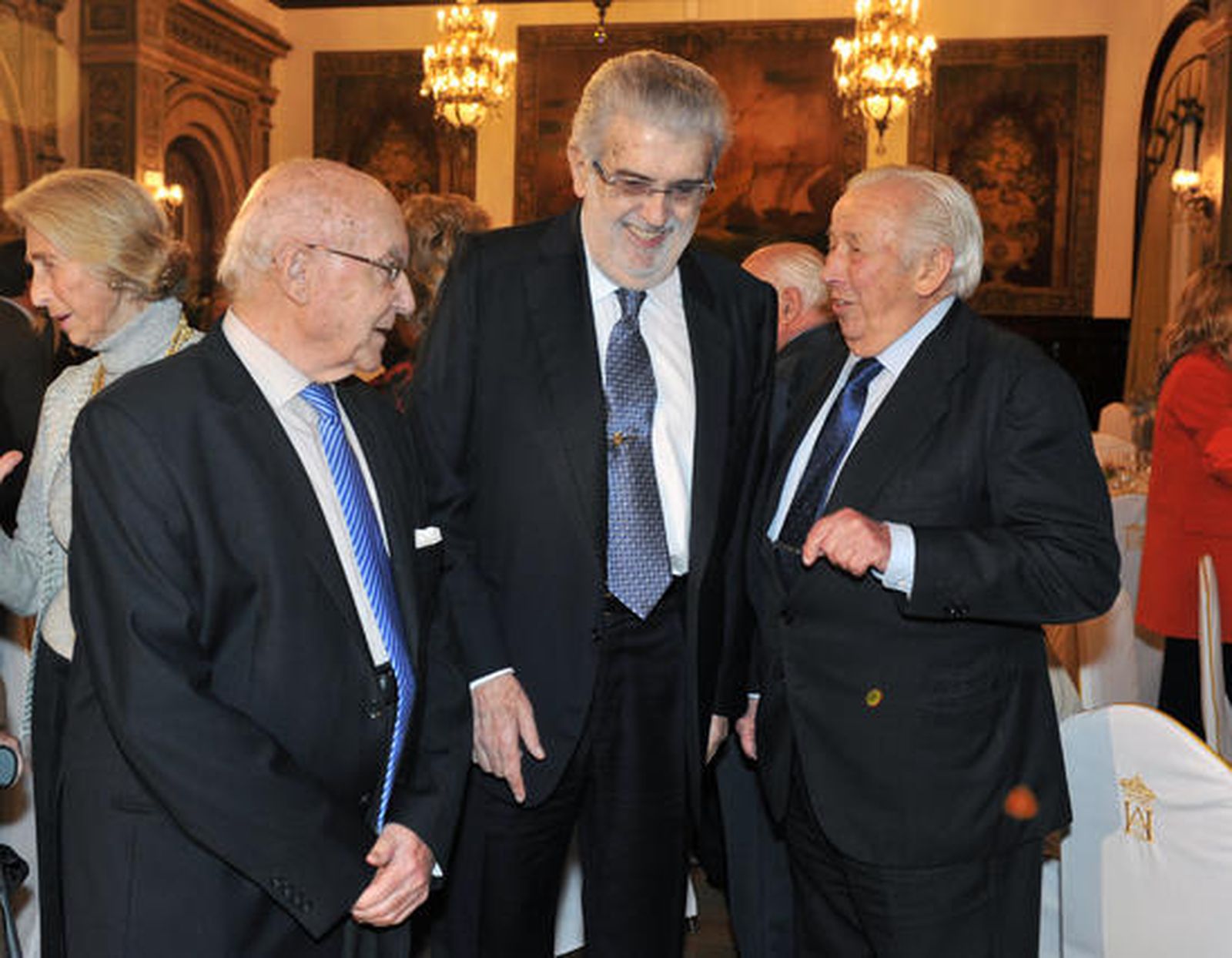 Manuel Clavero, José Manuel Lara y Manuel Olivencia. / Reportaje gráfico: Antonio Pizarro / Juan Carlos Muñoz / Juan Carlos Vázquez