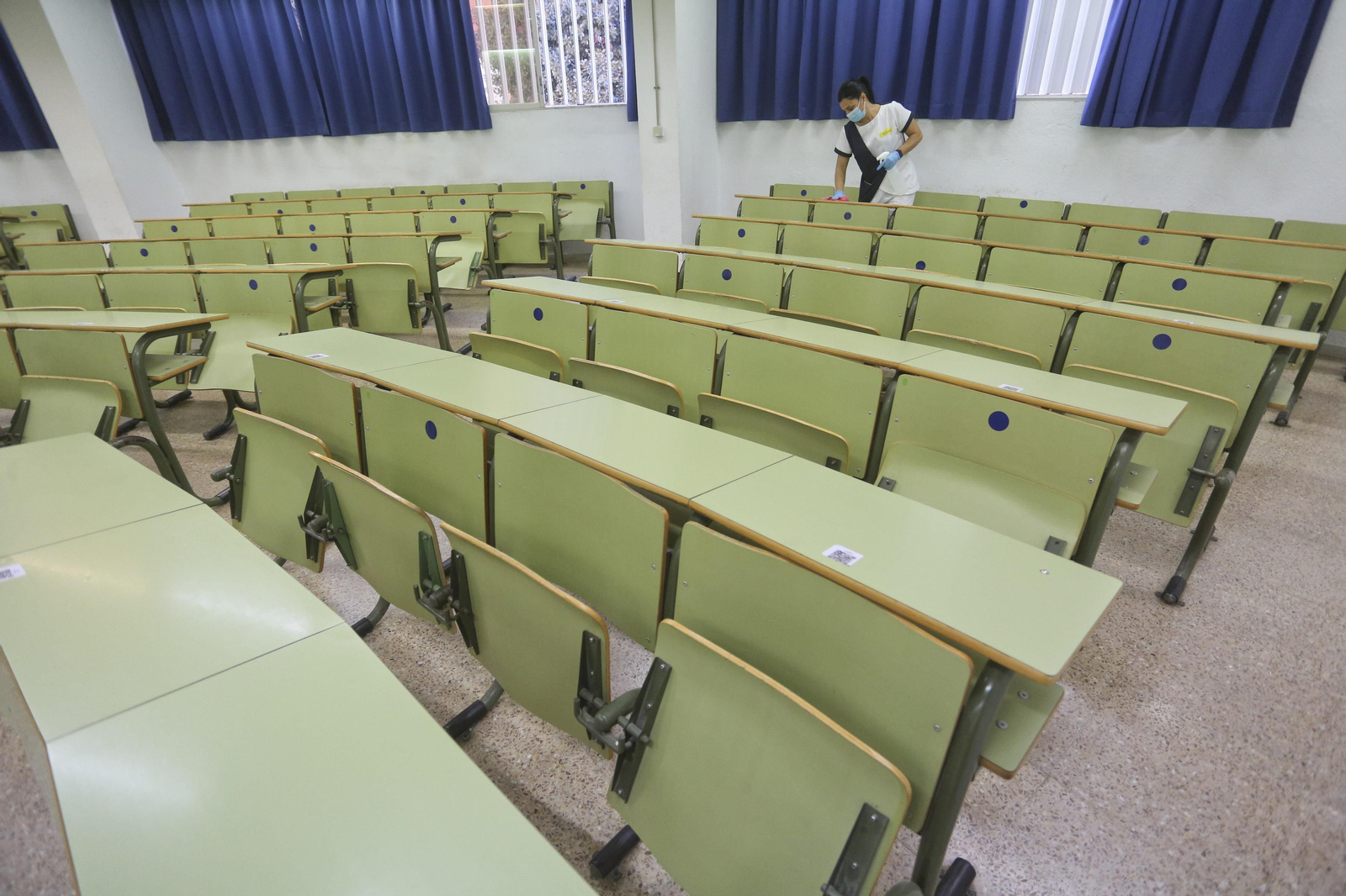 Interior de un aula vacía de la Universidad de Málaga.