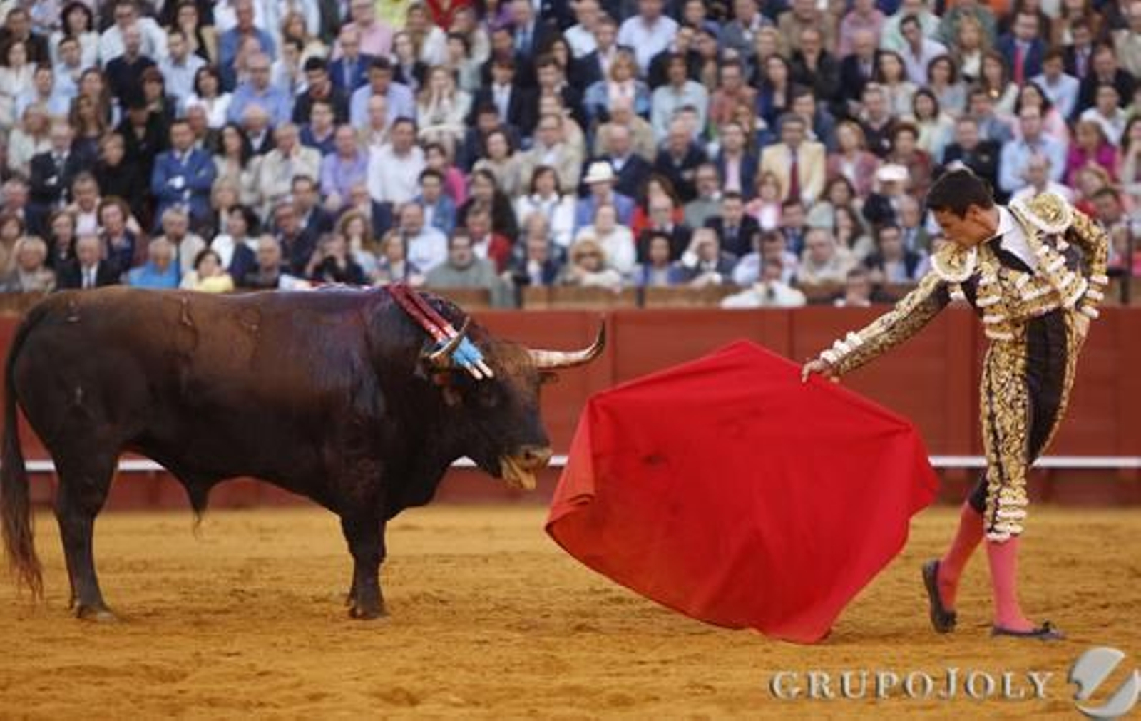 Manzanares cierra la corrida del Domingo de Resurrección.

Foto: Juan Carlos Muñoz
