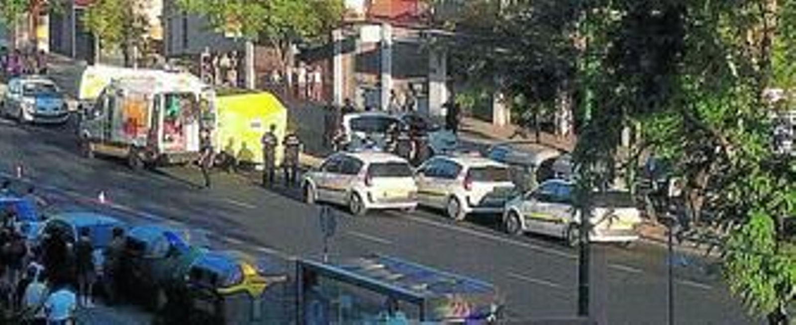 El 061 montó un hospital de campaña para tratar de reanimar a Moisés Balbuena.