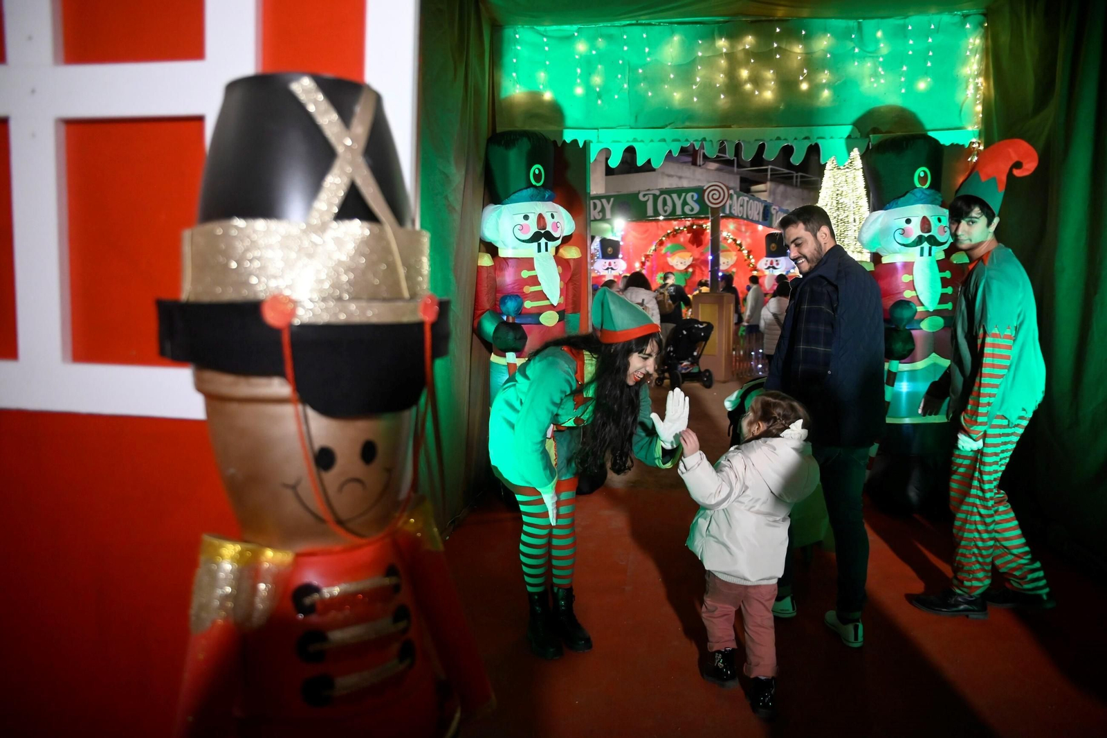 El poblado navideño del cine Fuenseca de Córdoba, en imágenes