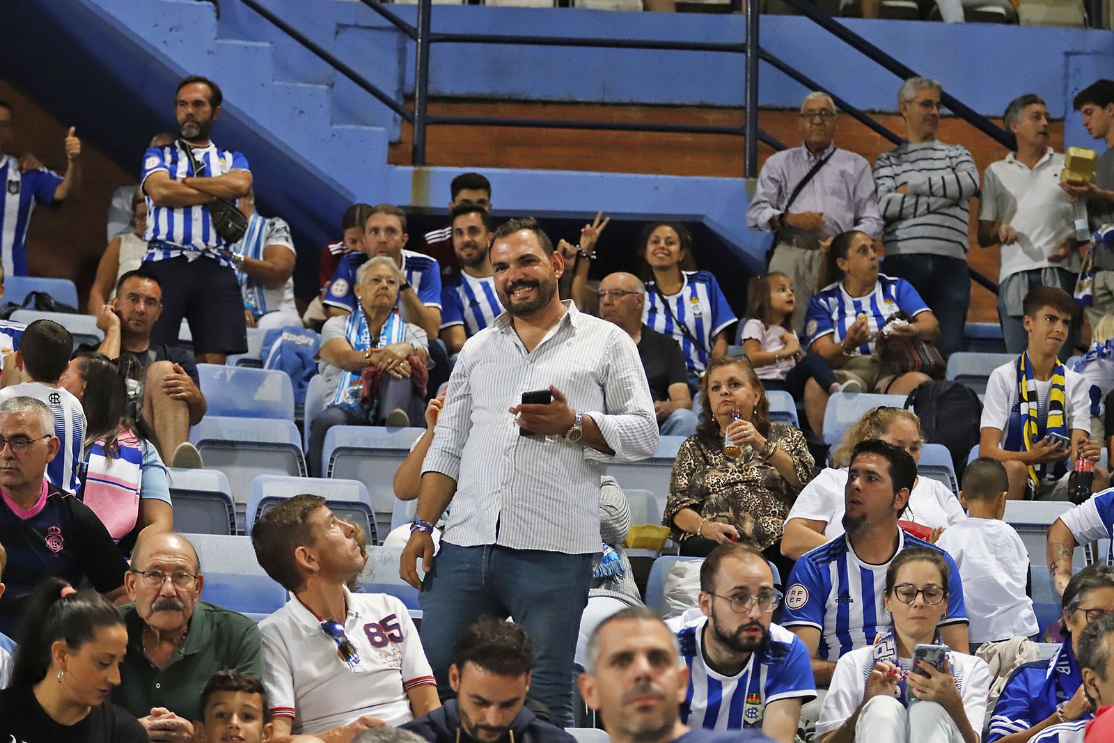 Imágenes del ambiente en el encuentro entre el Recreativo de Huelva y el CD Castellón