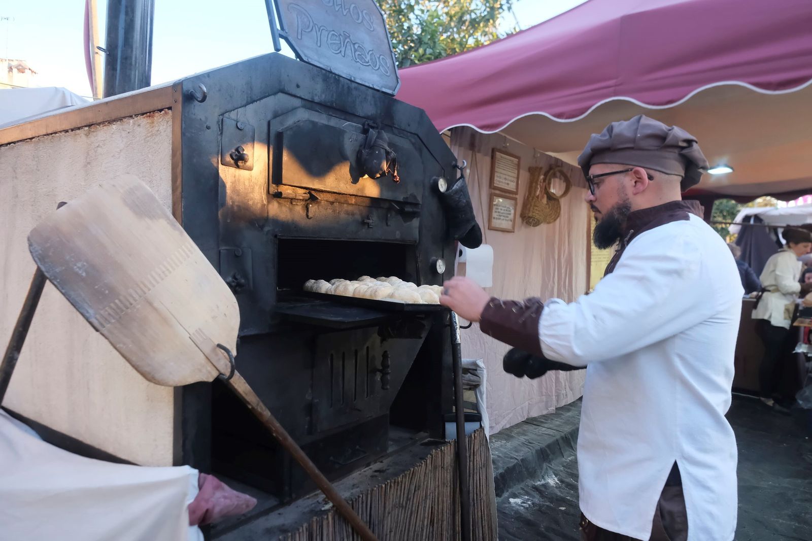 Segunda jornada del Mercado Medieval de Córdoba, en fotografías