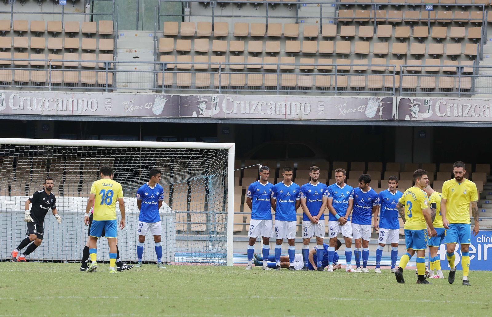 Imágenes de la victoria del XerezDFC ante Las Palmas ATL.