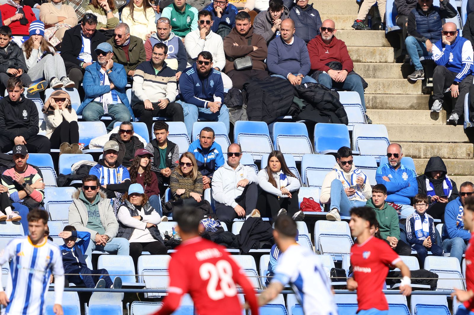 Búscate en las gradas del Nuevo Colombino durante el Recre-Estepona