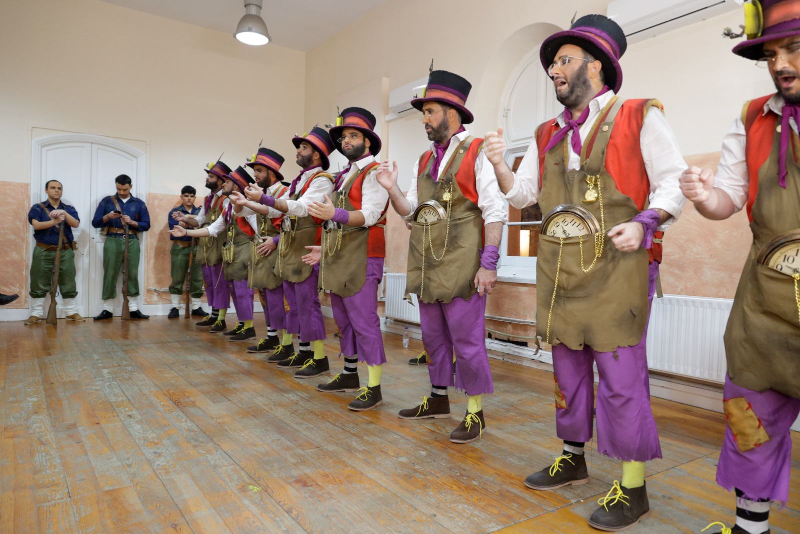 Comparsa El paseíto