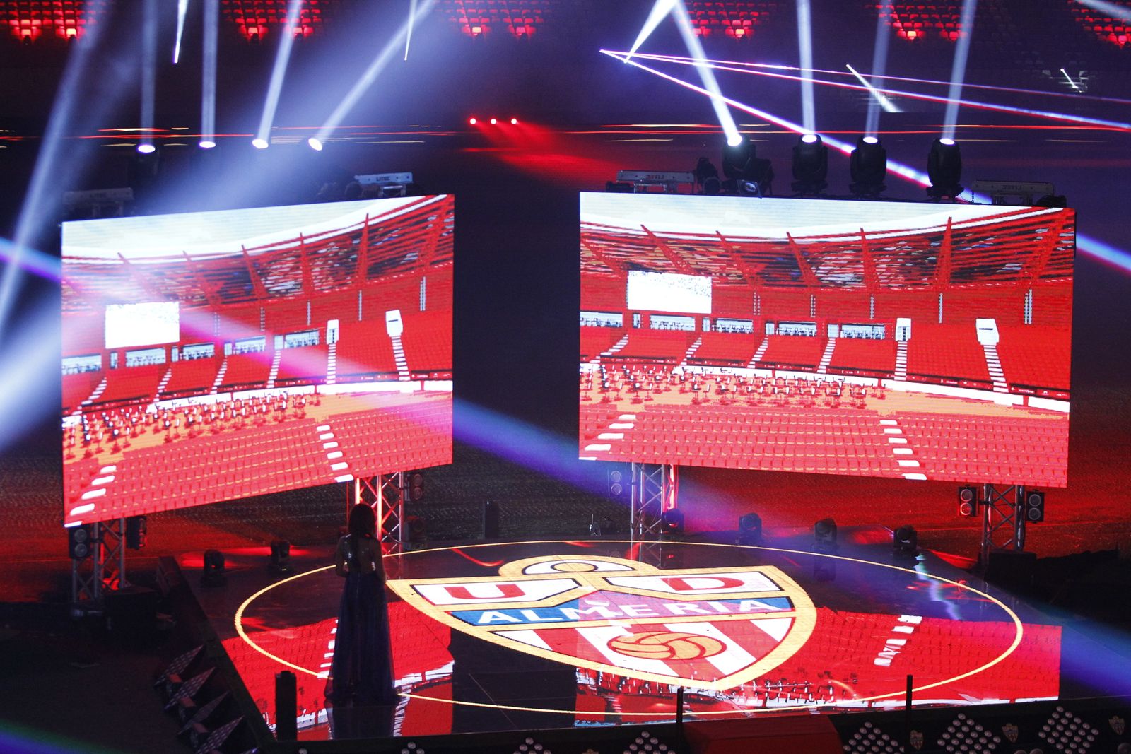 En octubre de 2020 se presentaba el proyecto de remodelación integral del Estadio de los Juegos Mediterráneos