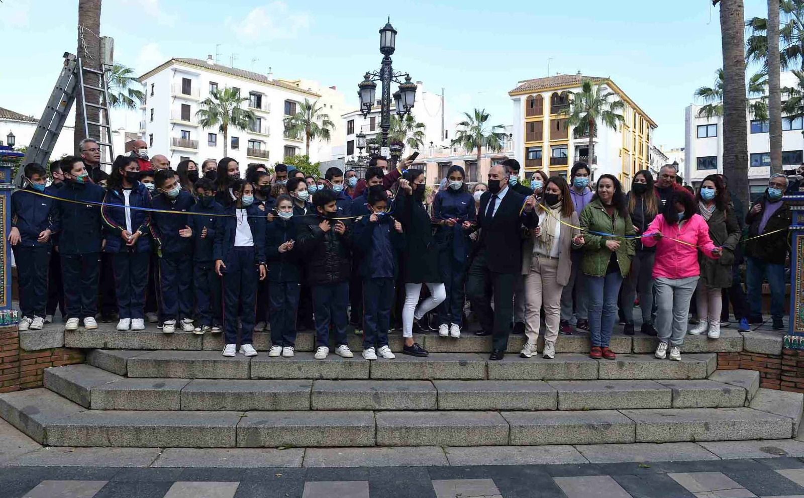 Comienzo de la campaña 'De Algeciras a Estambul' en la Plaza Alta.